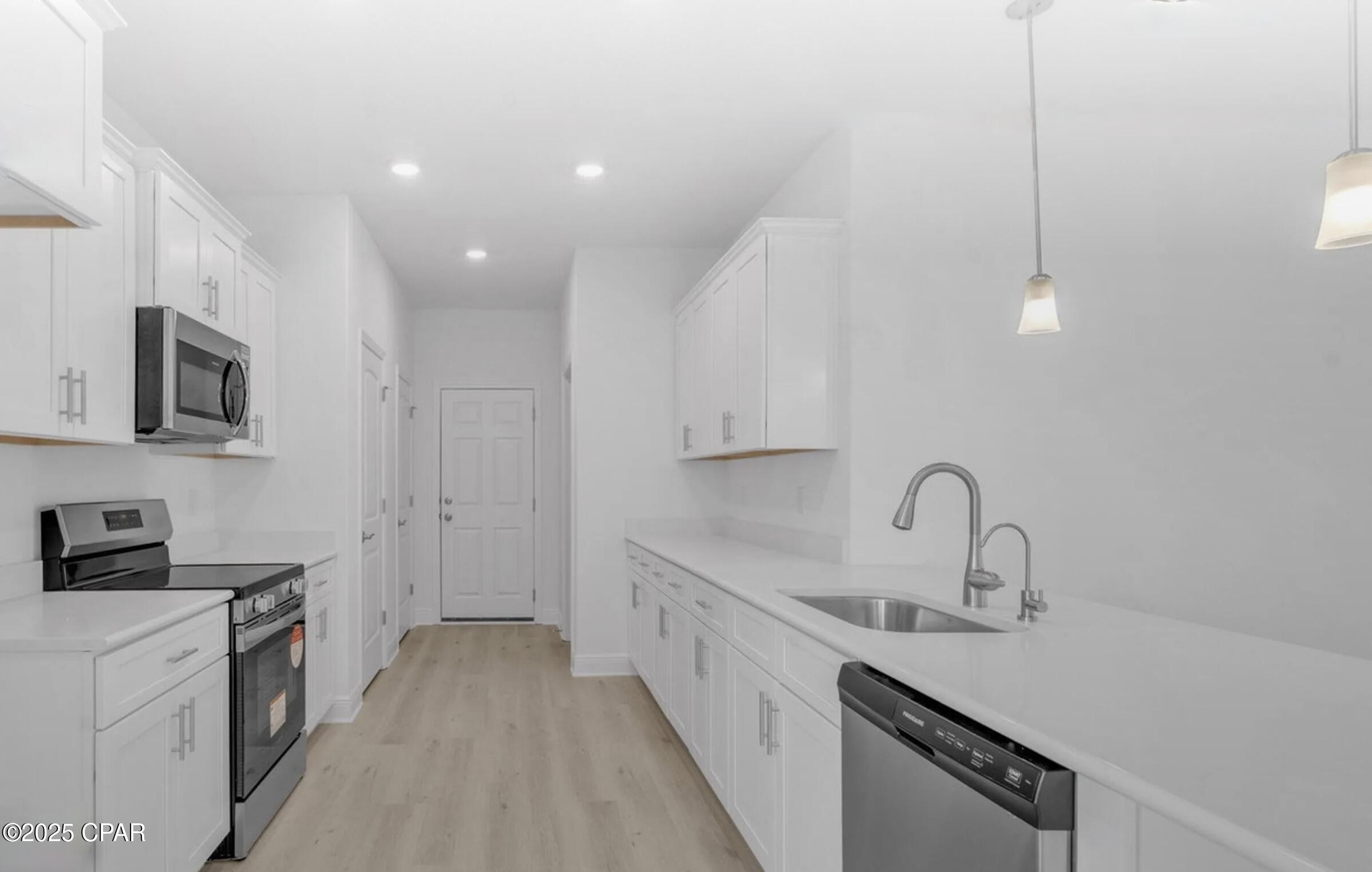 Image 3 For 7100 Traditions Drive