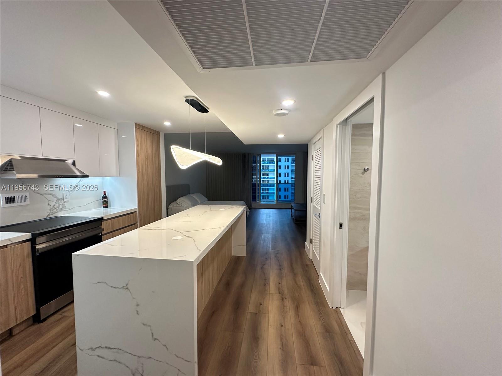 Roney Palace Condo