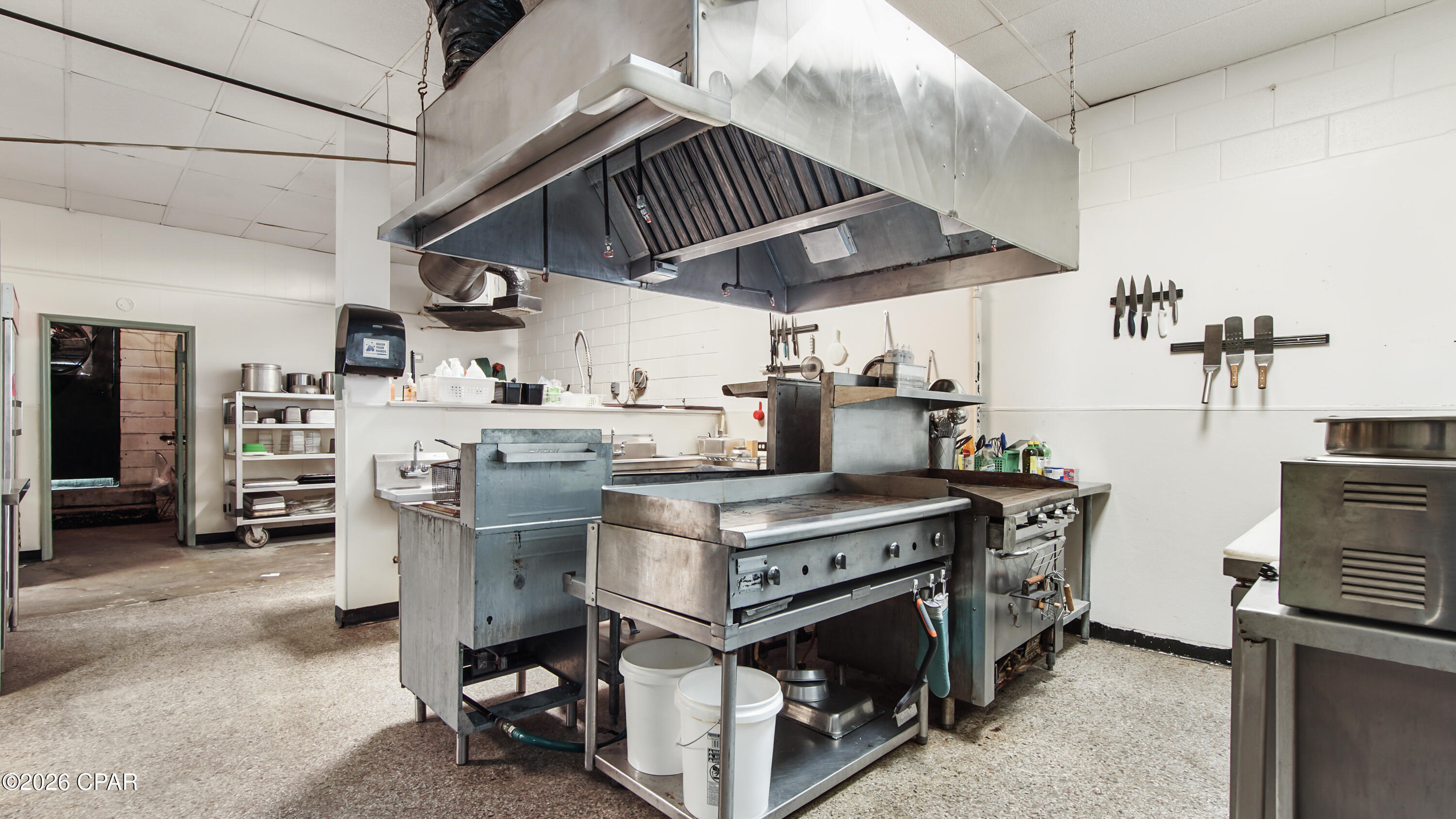 Image 12 For 20737 Central Avenue