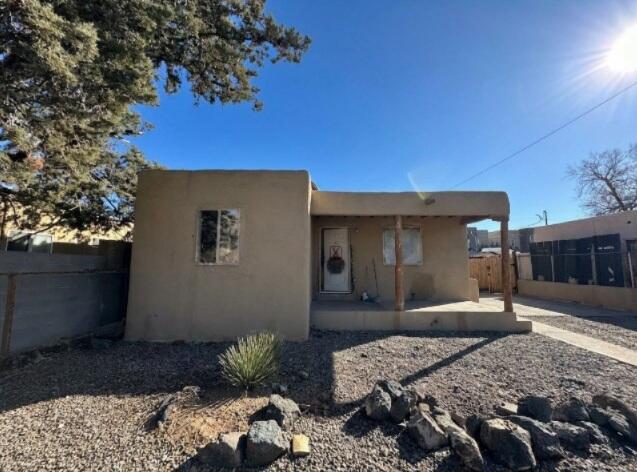 Homes for sale in Albuquerque, NM | 516 Mesilla St Se, Albuquerque, NM 87108 | MLS# 1097643