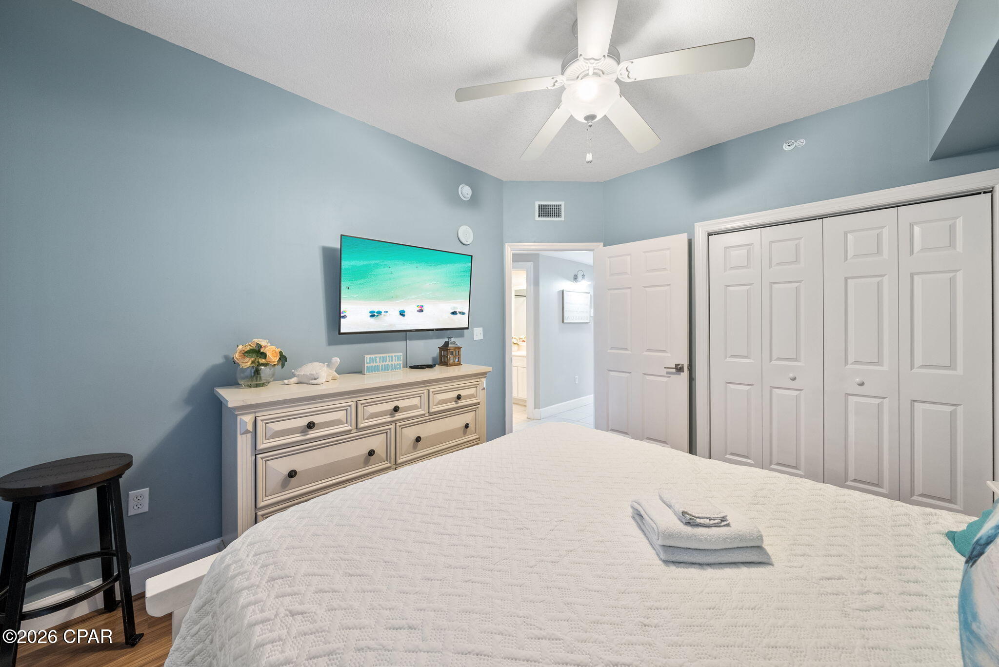 Image 21 For 14825 Front Beach Road 1909