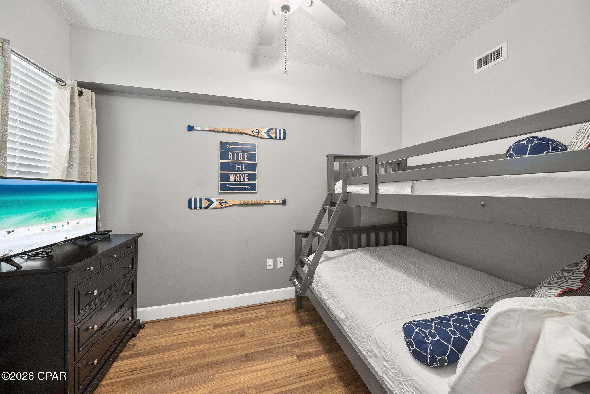 Image 24 For 14825 Front Beach Road 1909