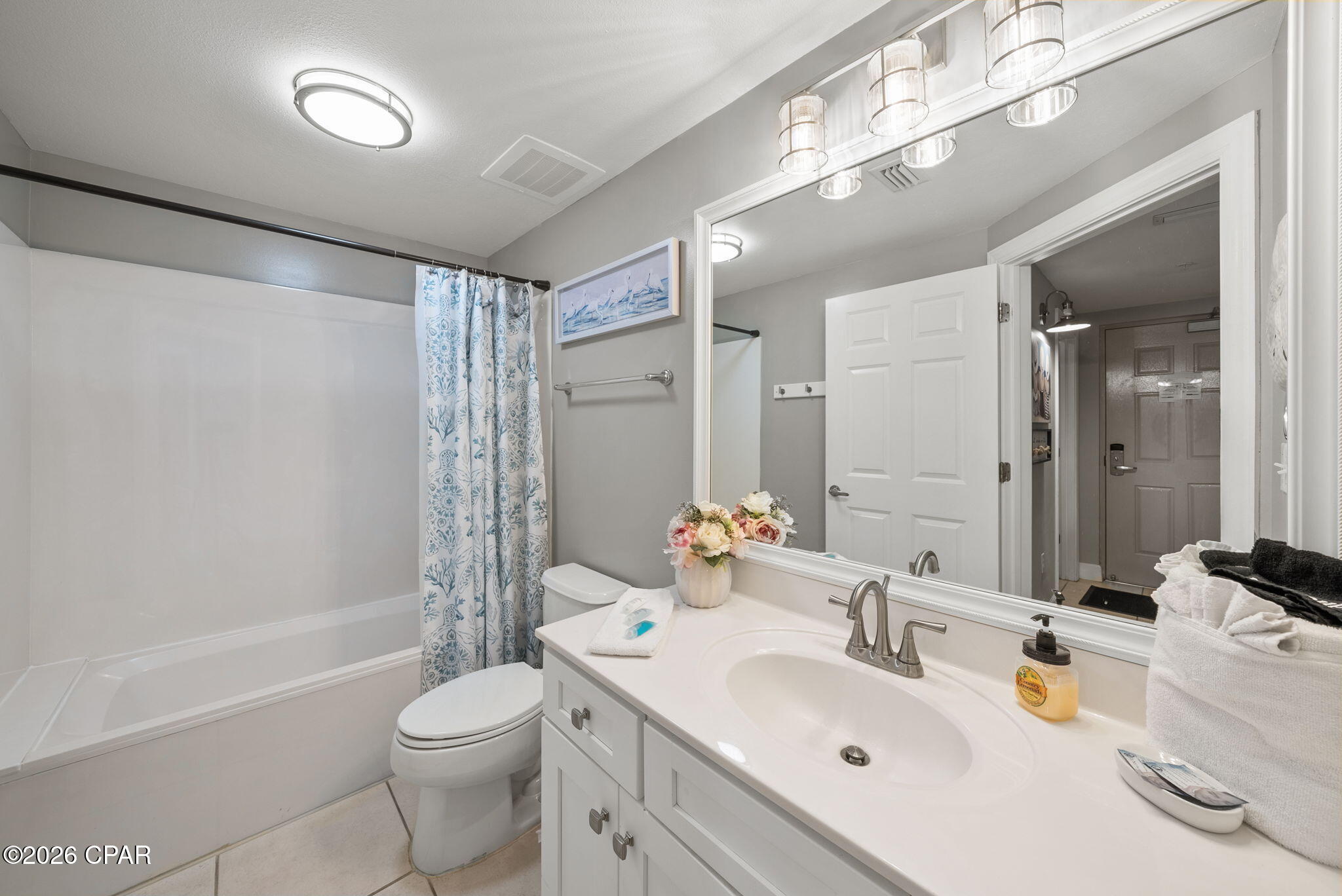 Image 25 For 14825 Front Beach Road 1909