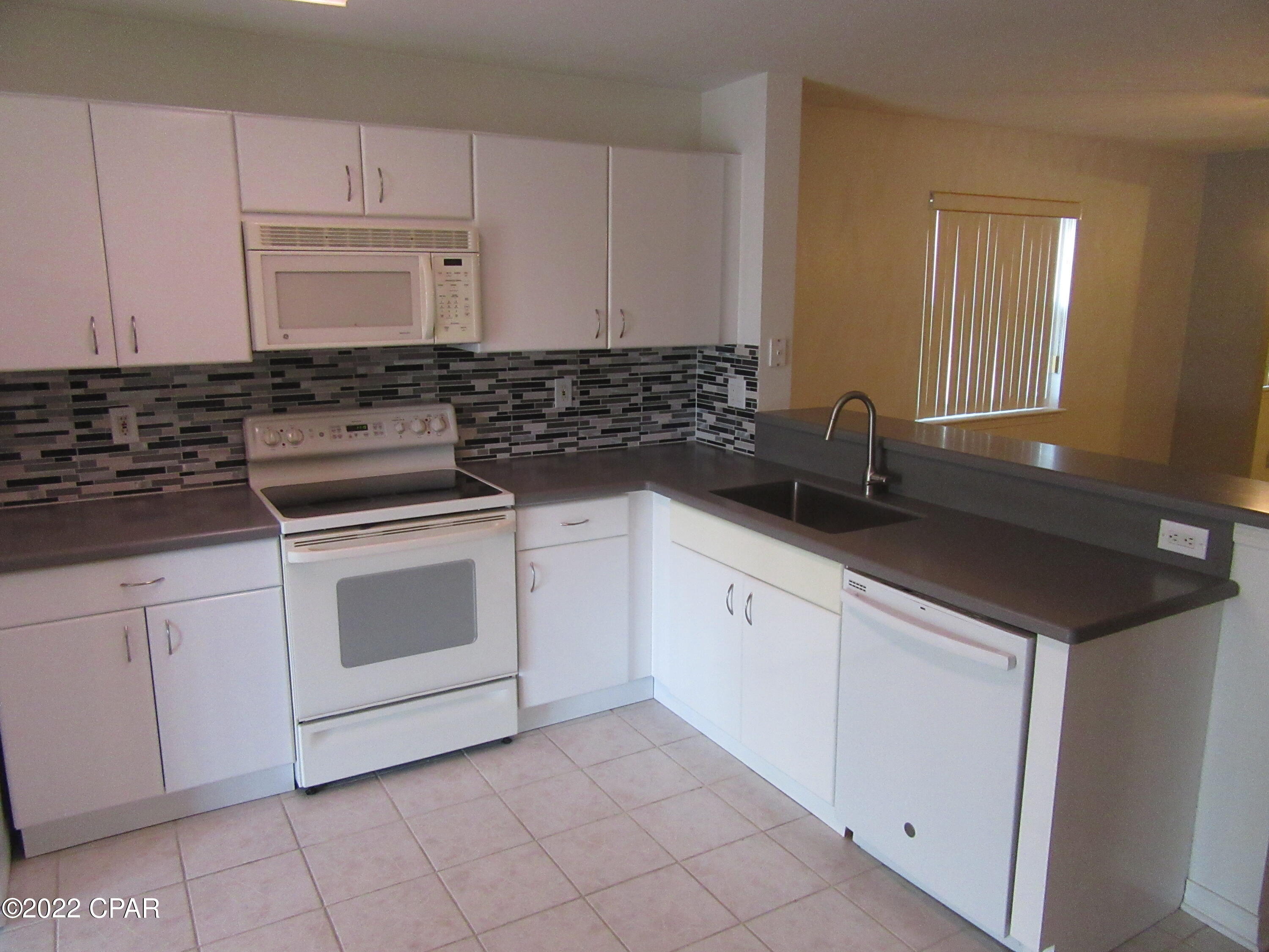 Image 8 For 3115 Meadow Street