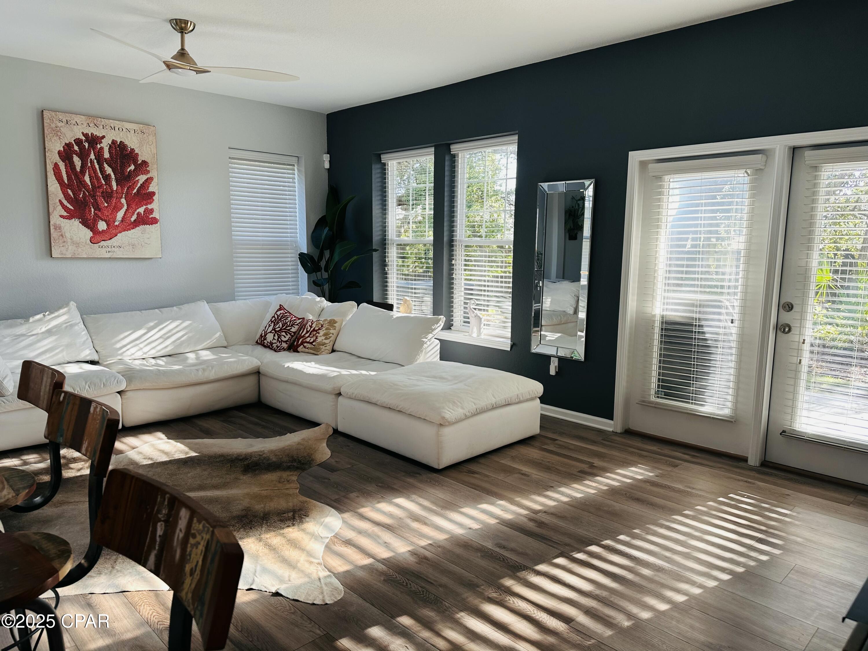 Image 14 For 201 Sand Oak Boulevard