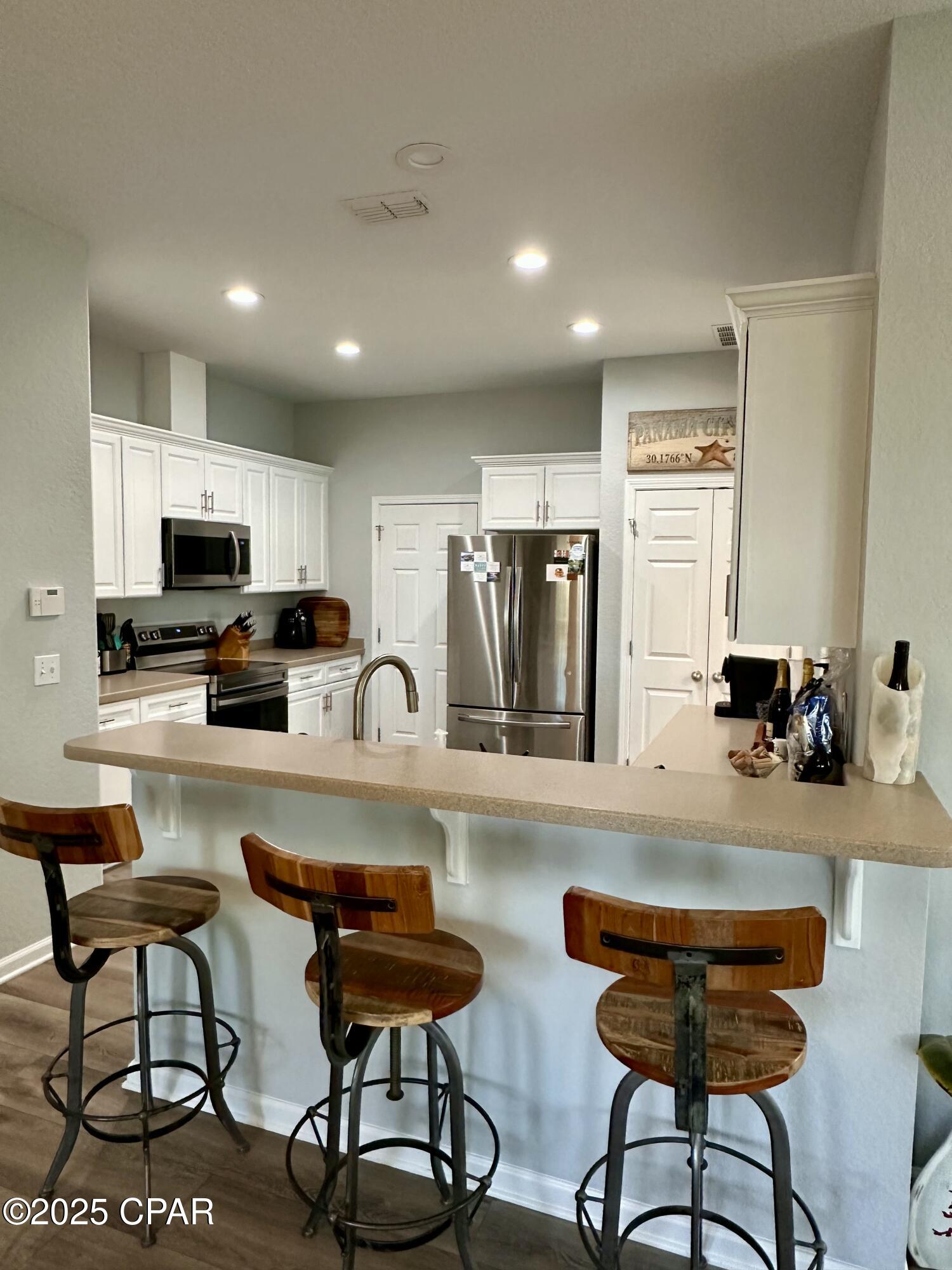 Image 21 For 201 Sand Oak Boulevard