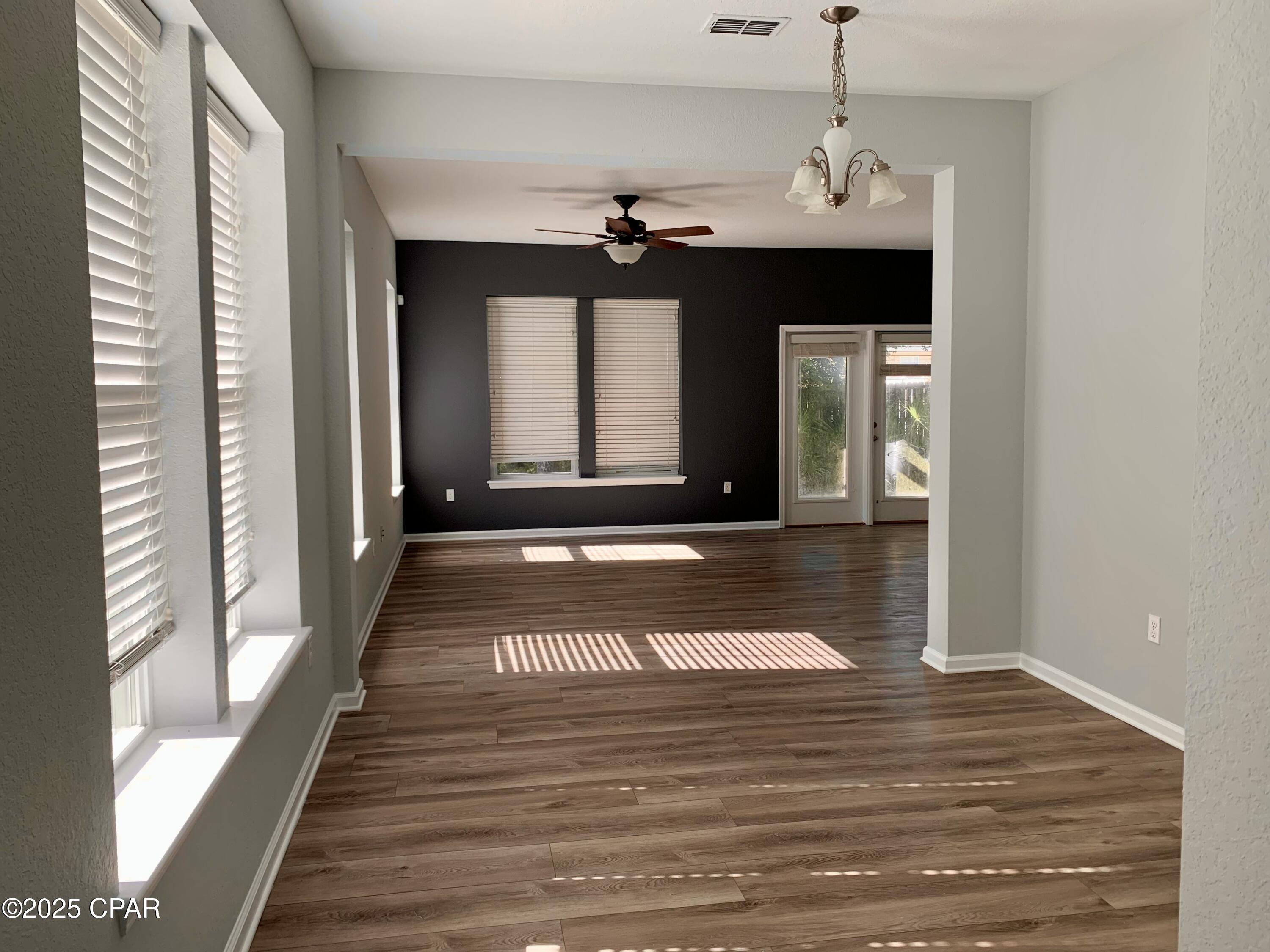 Image 9 For 201 Sand Oak Boulevard