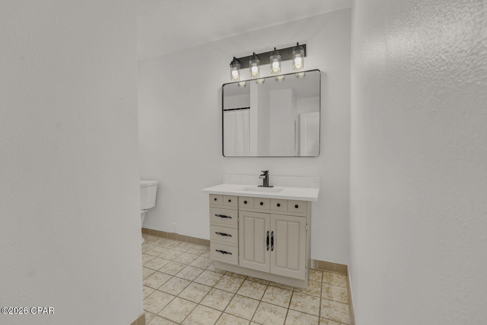 Image 18 For 210 Cove Boulevard