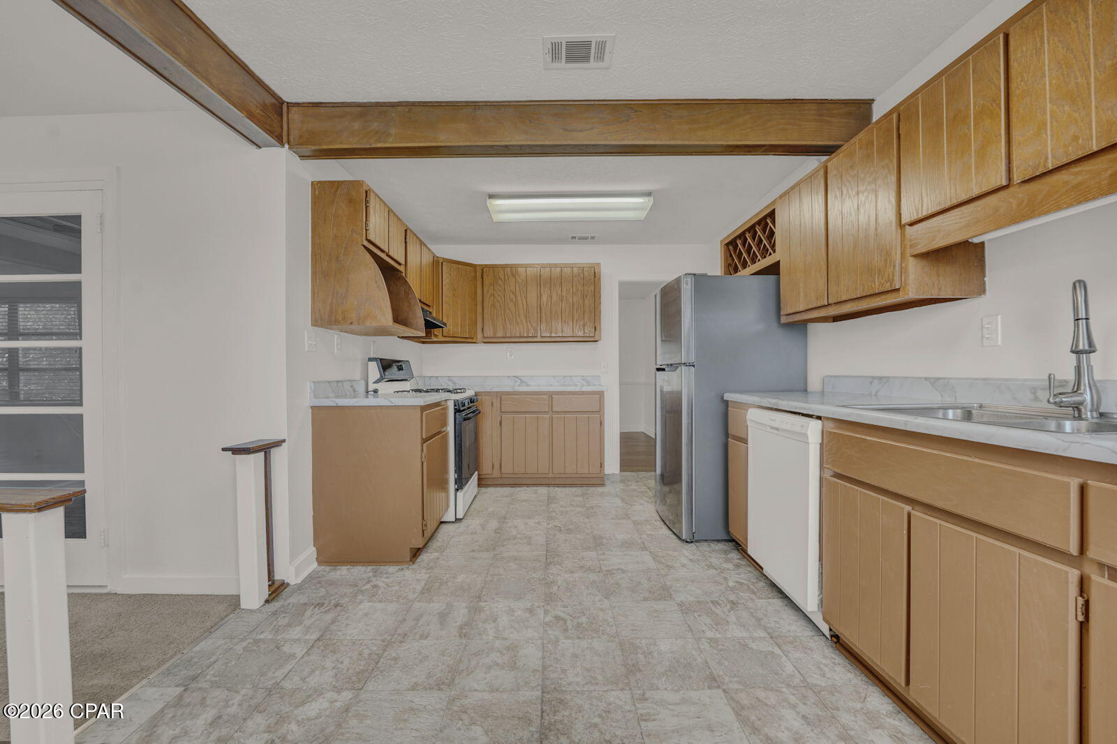 Image 30 For 210 Cove Boulevard