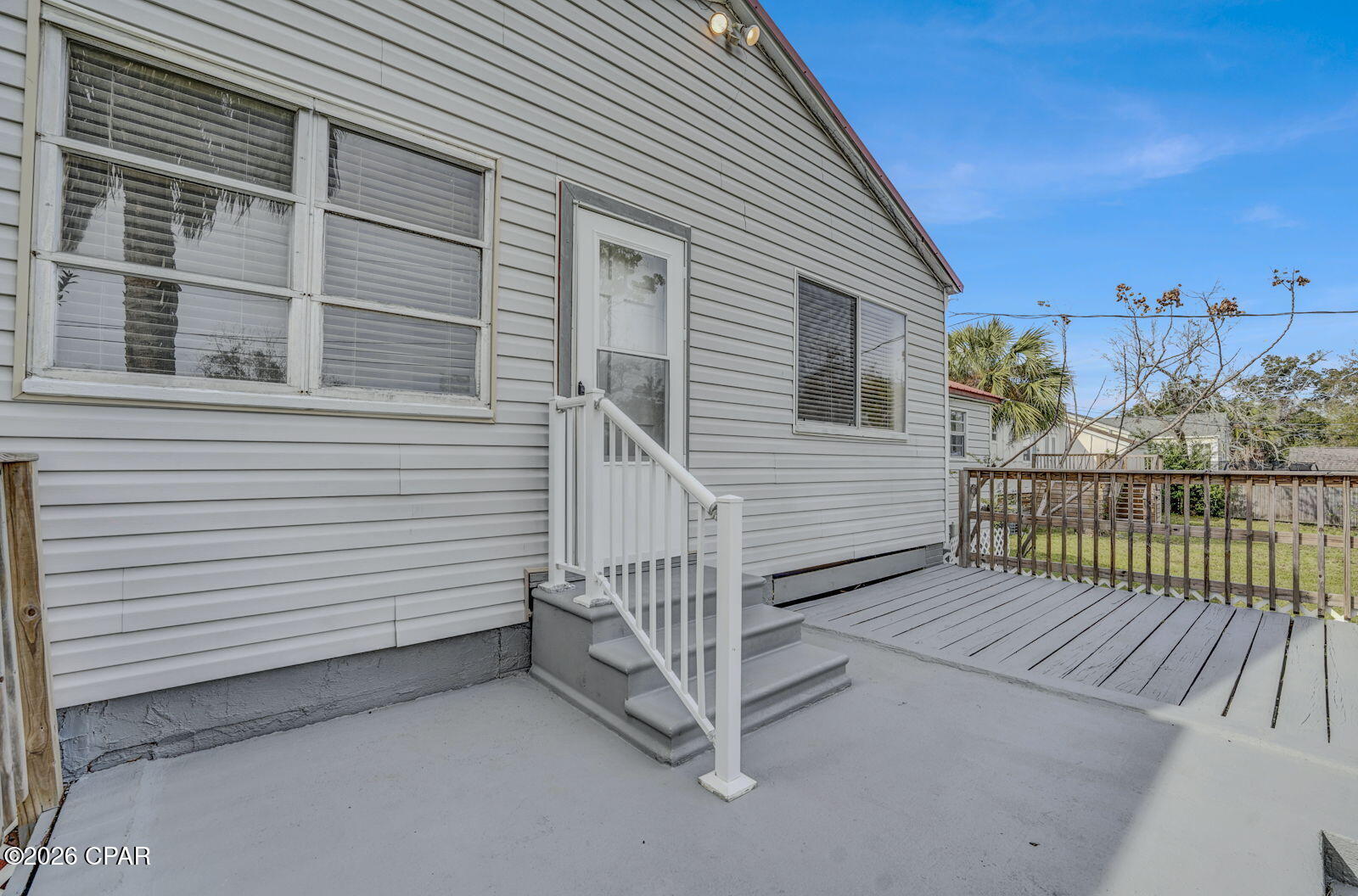 Image 34 For 210 Cove Boulevard