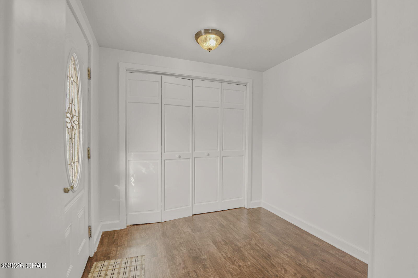 Image 4 For 210 Cove Boulevard