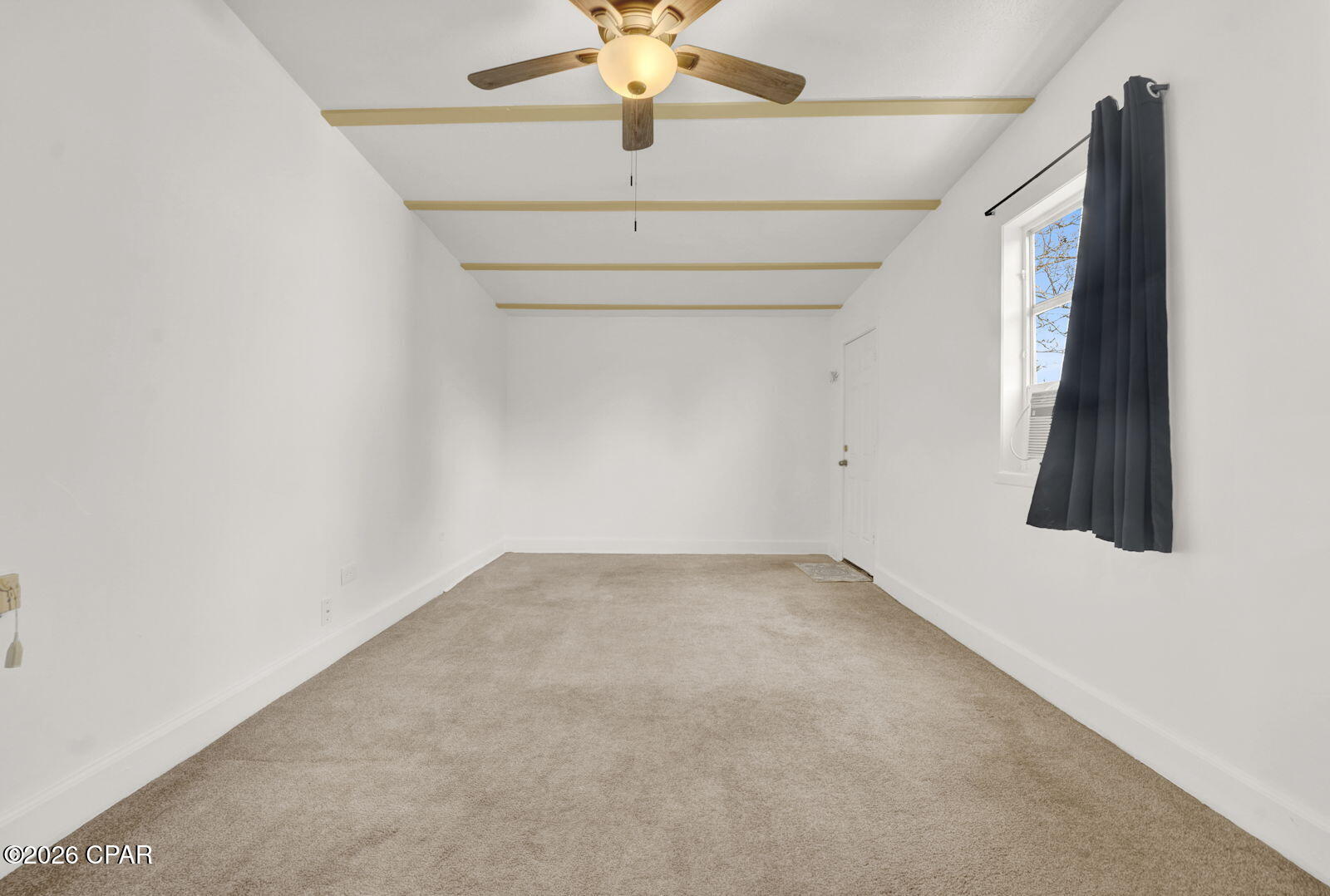 Image 44 For 210 Cove Boulevard