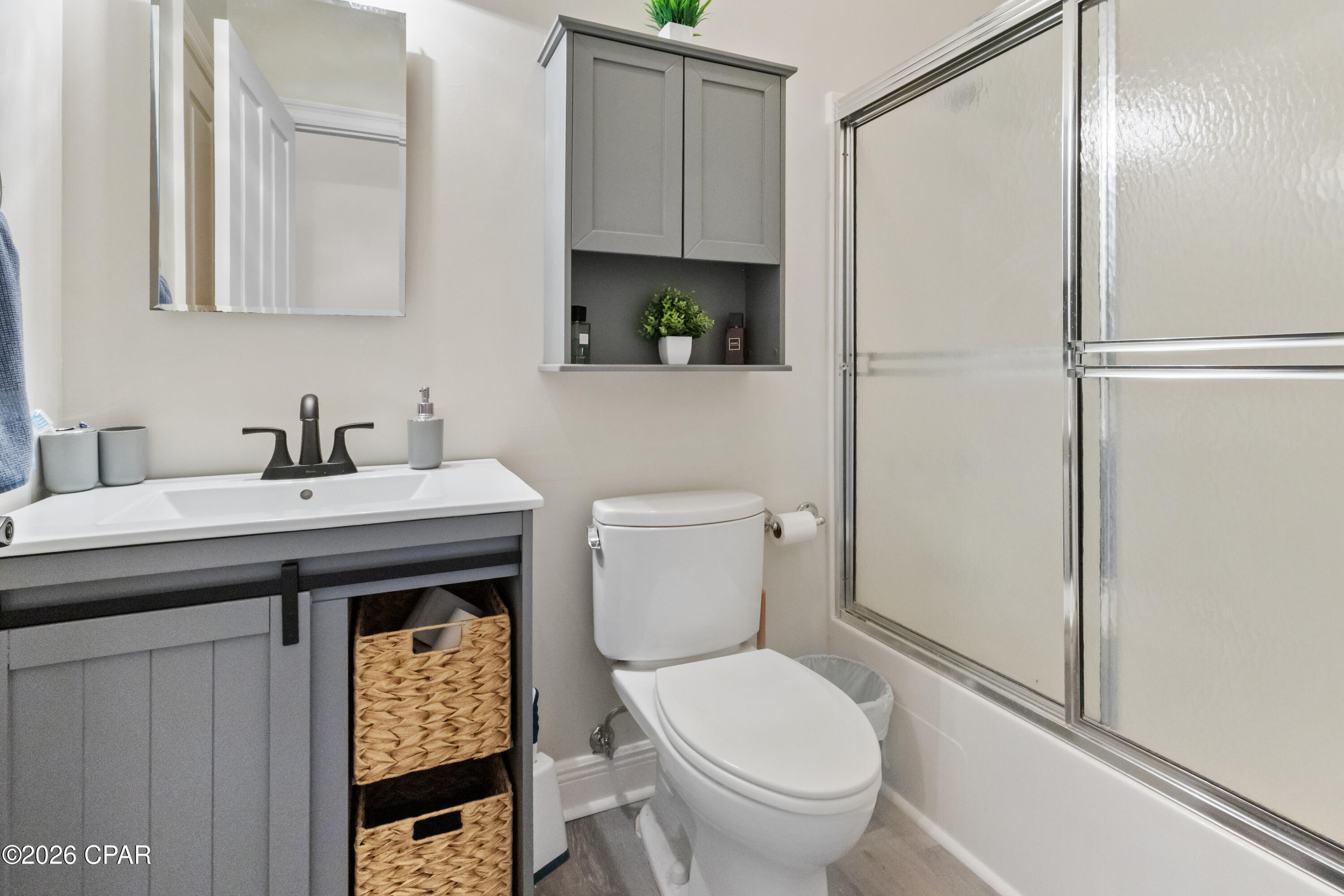 Image 18 For 3419 Country Club Court