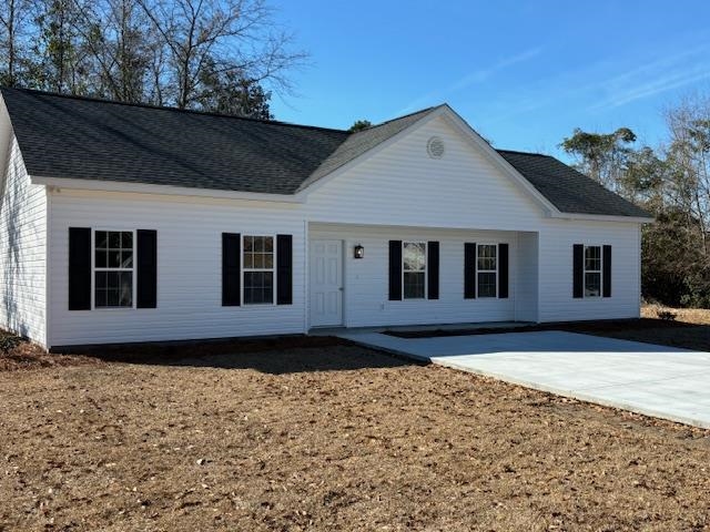 4356 Thomas St. Loris, SC 29569