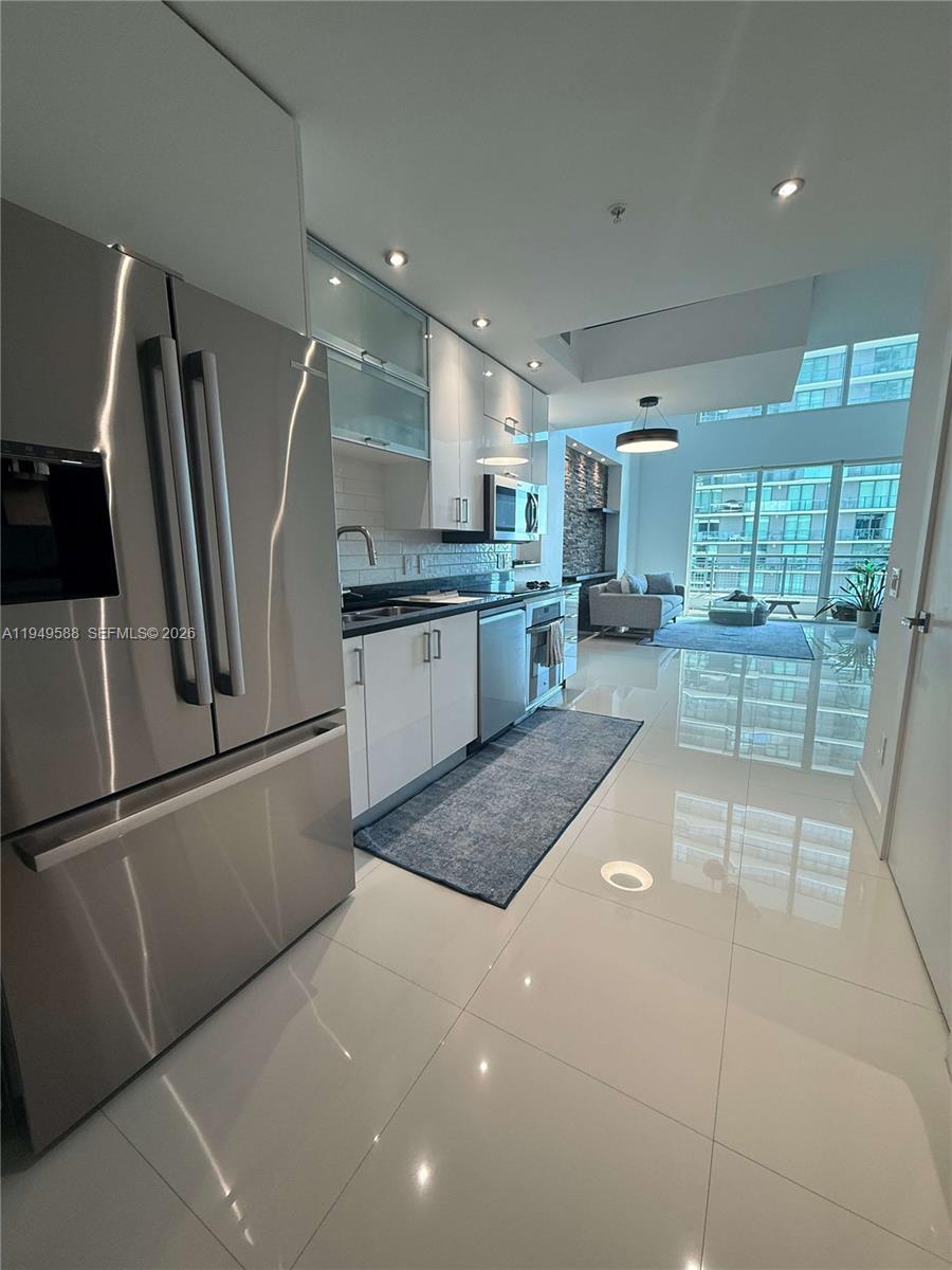 Infinity At Brickell Cond