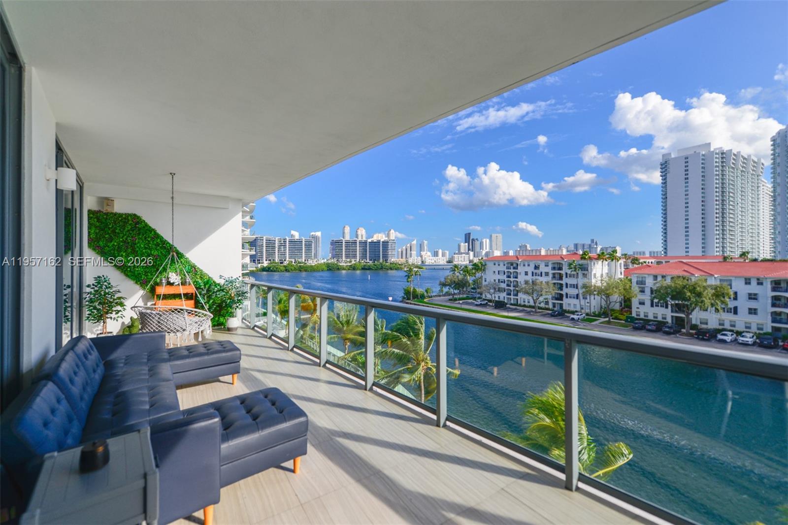 Apartamento en Venta en Aventura, FL