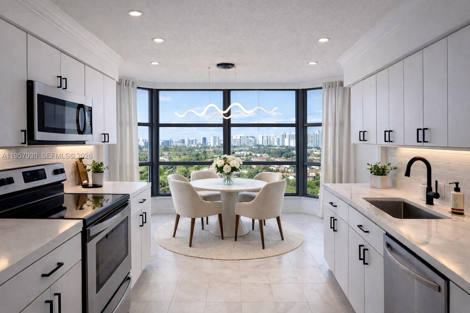 Mystic Pointe Tower 600