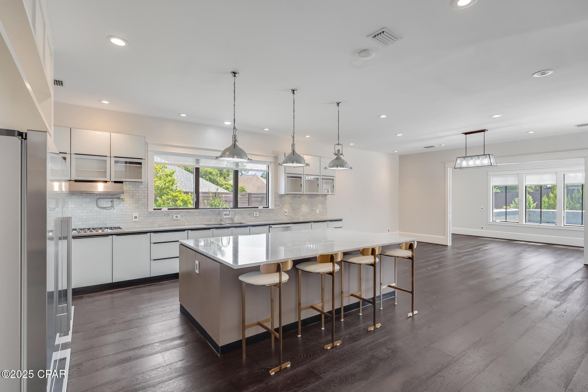 Image 15 For 158 Lake Merial Boulevard