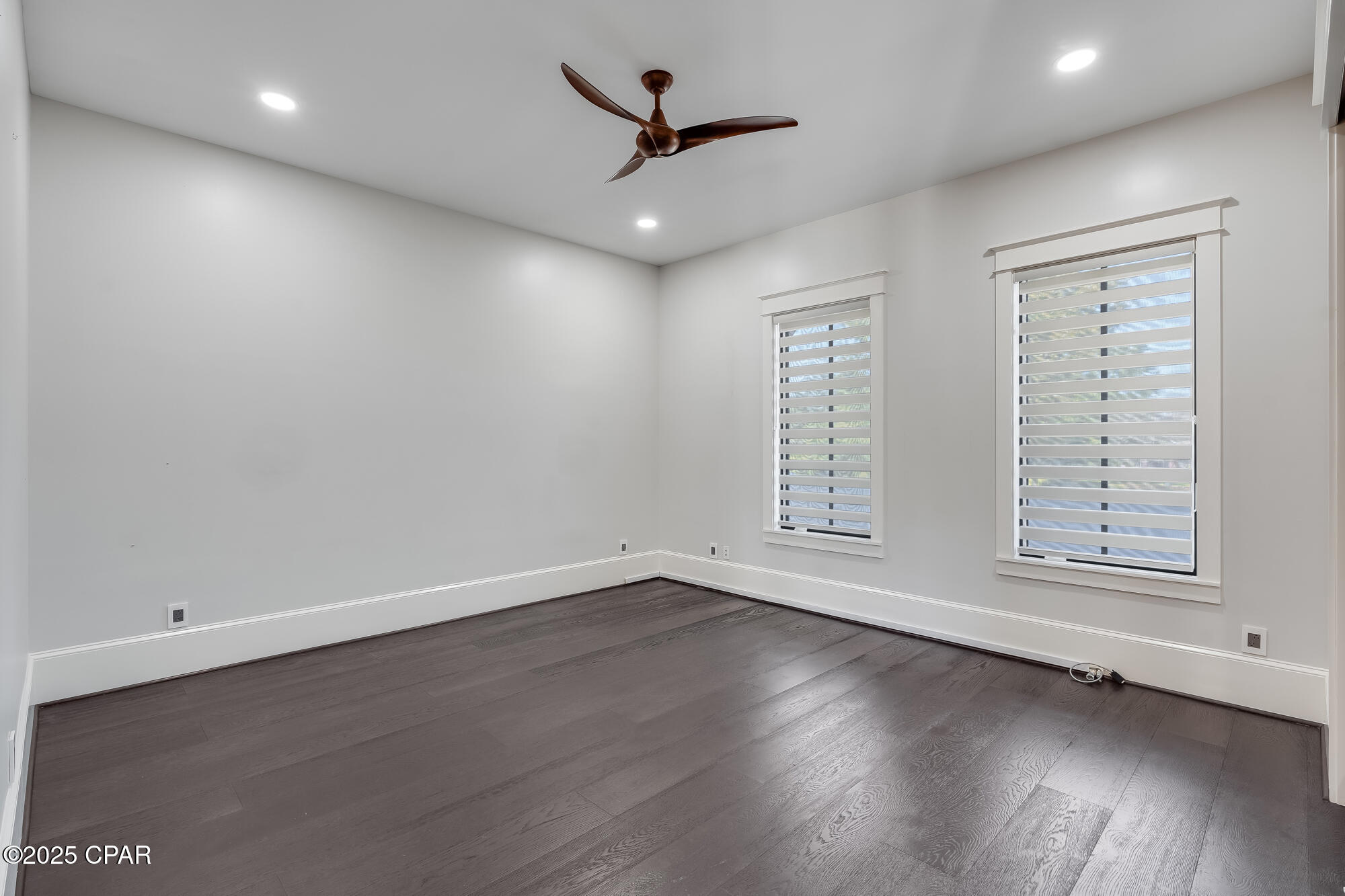 Image 42 For 158 Lake Merial Boulevard