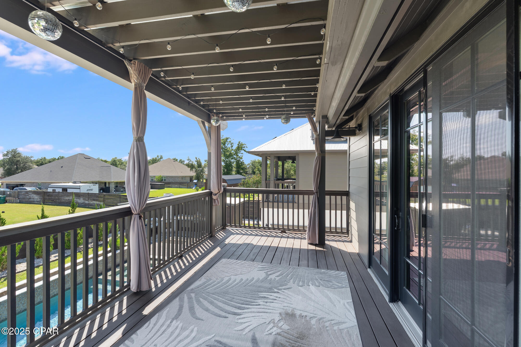 Listing photo id 56 for 158 Lake Merial Boulevard