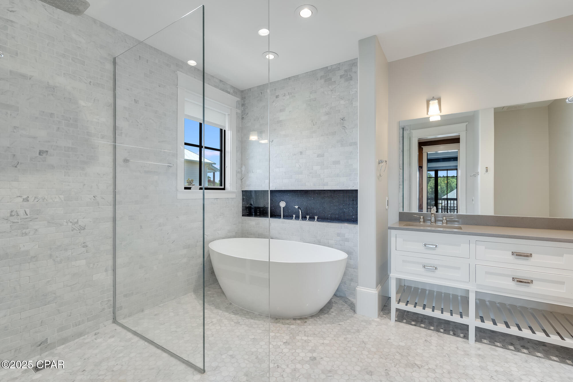 Listing photo id 62 for 158 Lake Merial Boulevard