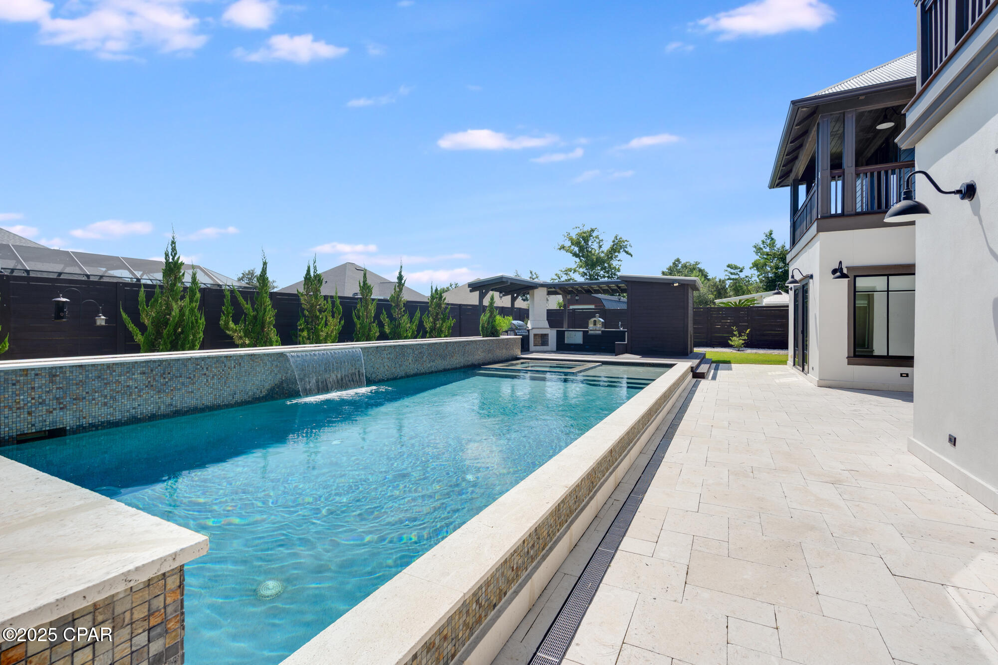 Listing photo id 70 for 158 Lake Merial Boulevard