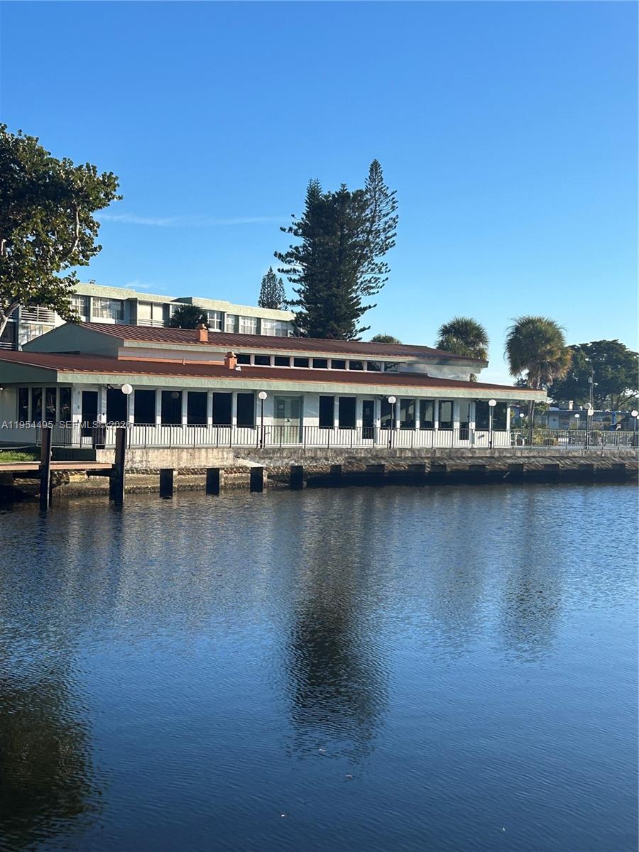 Watergate Condominium No 5