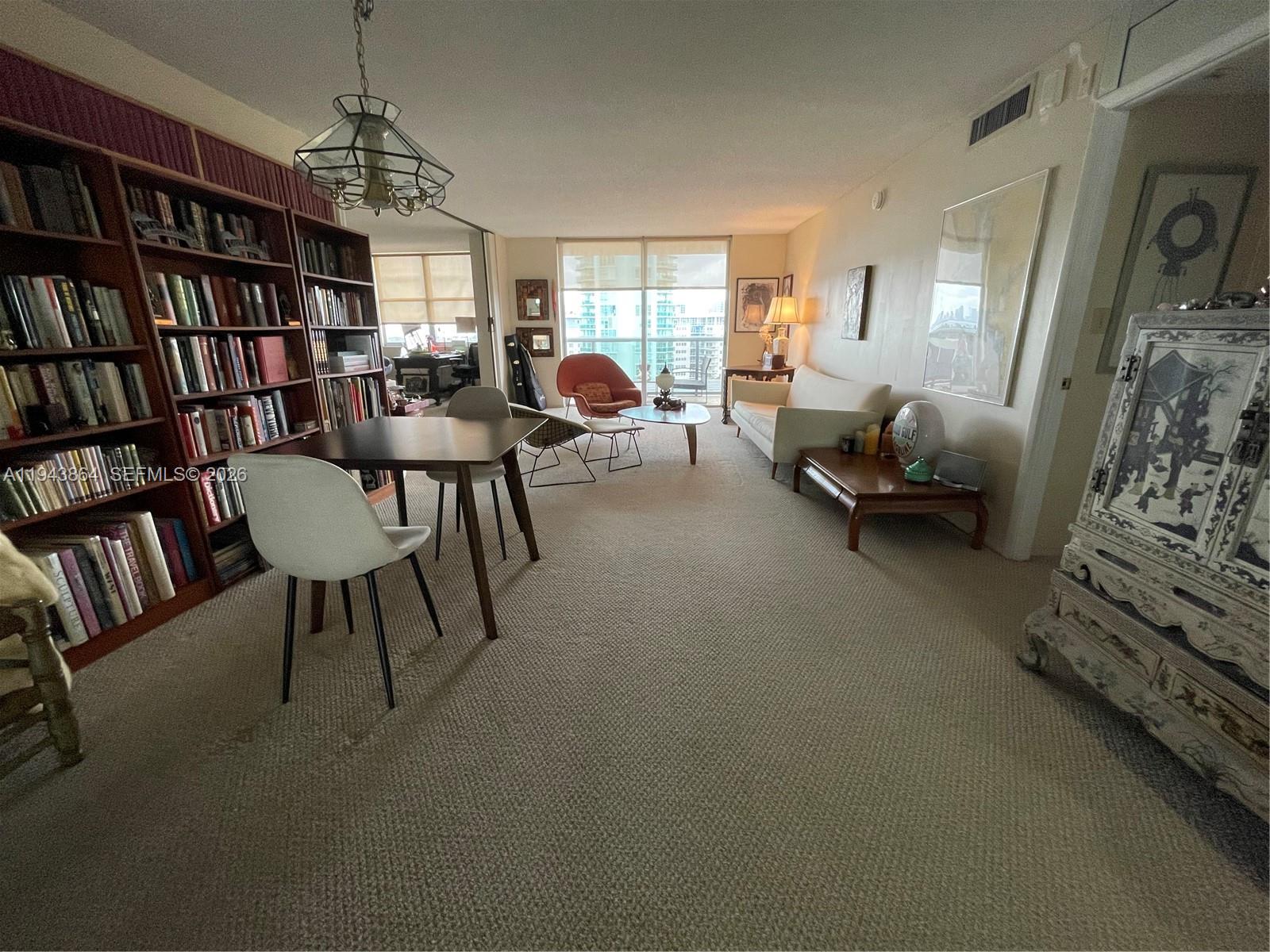 Maison Grande Condo