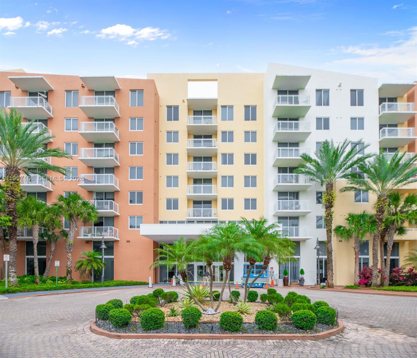 Venture At Aventura West