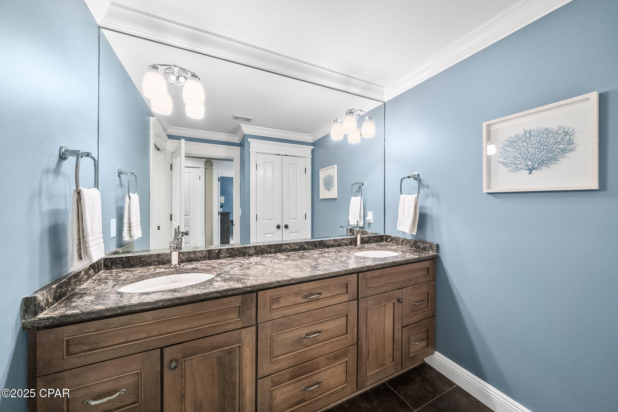 Image 40 For 3045 30th Court