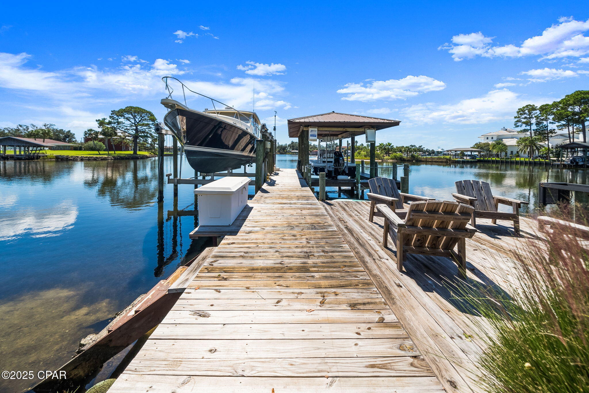 Listing photo id 74 for 3045 30th Court