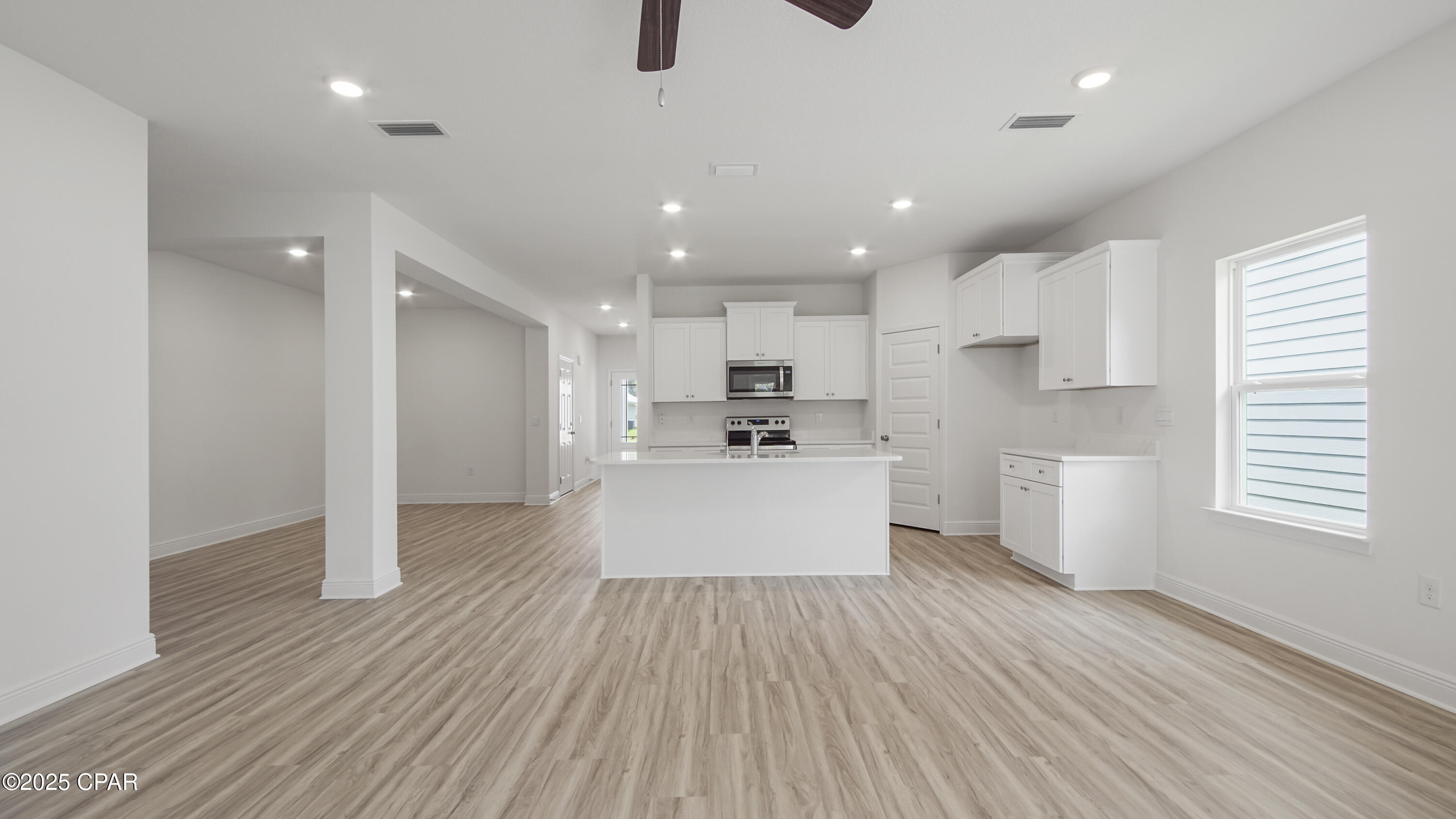 Image 12 For 601 Hancock Way