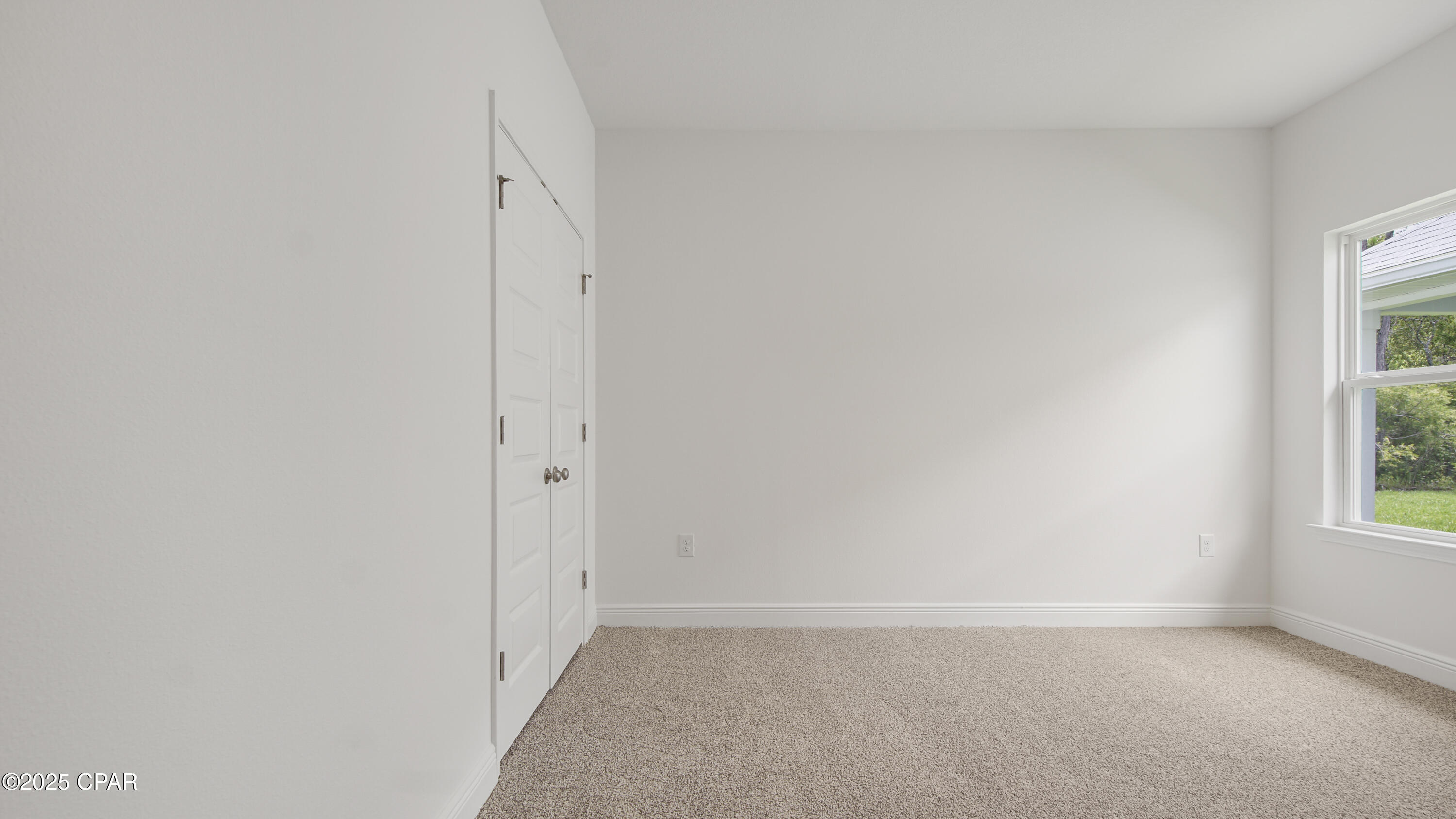 Image 19 For 601 Hancock Way