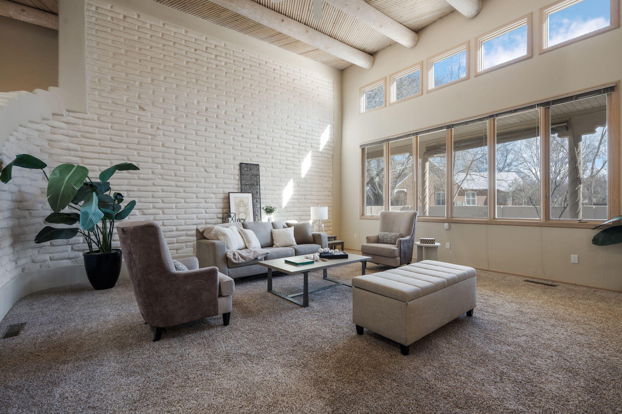 Homes for sale in Los Ranchos, NM | 5800 Tinnin Rd Nw, Los Ranchos, NM 87107 | MLS# 1097694