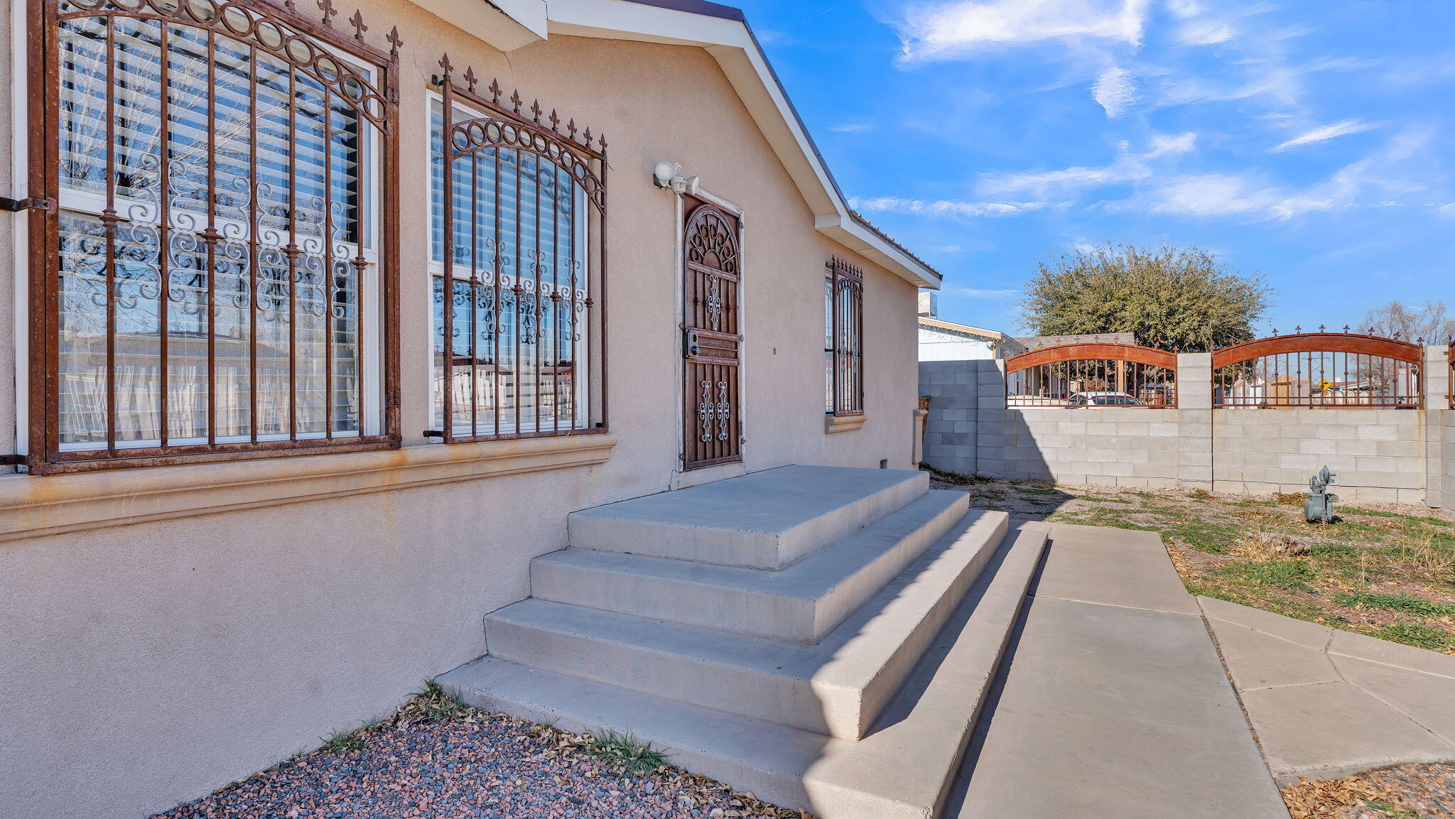 Homes for sale in Albuquerque, NM | 4011 Zorro Dr Se, Albuquerque, NM 87105 | MLS# 1097697