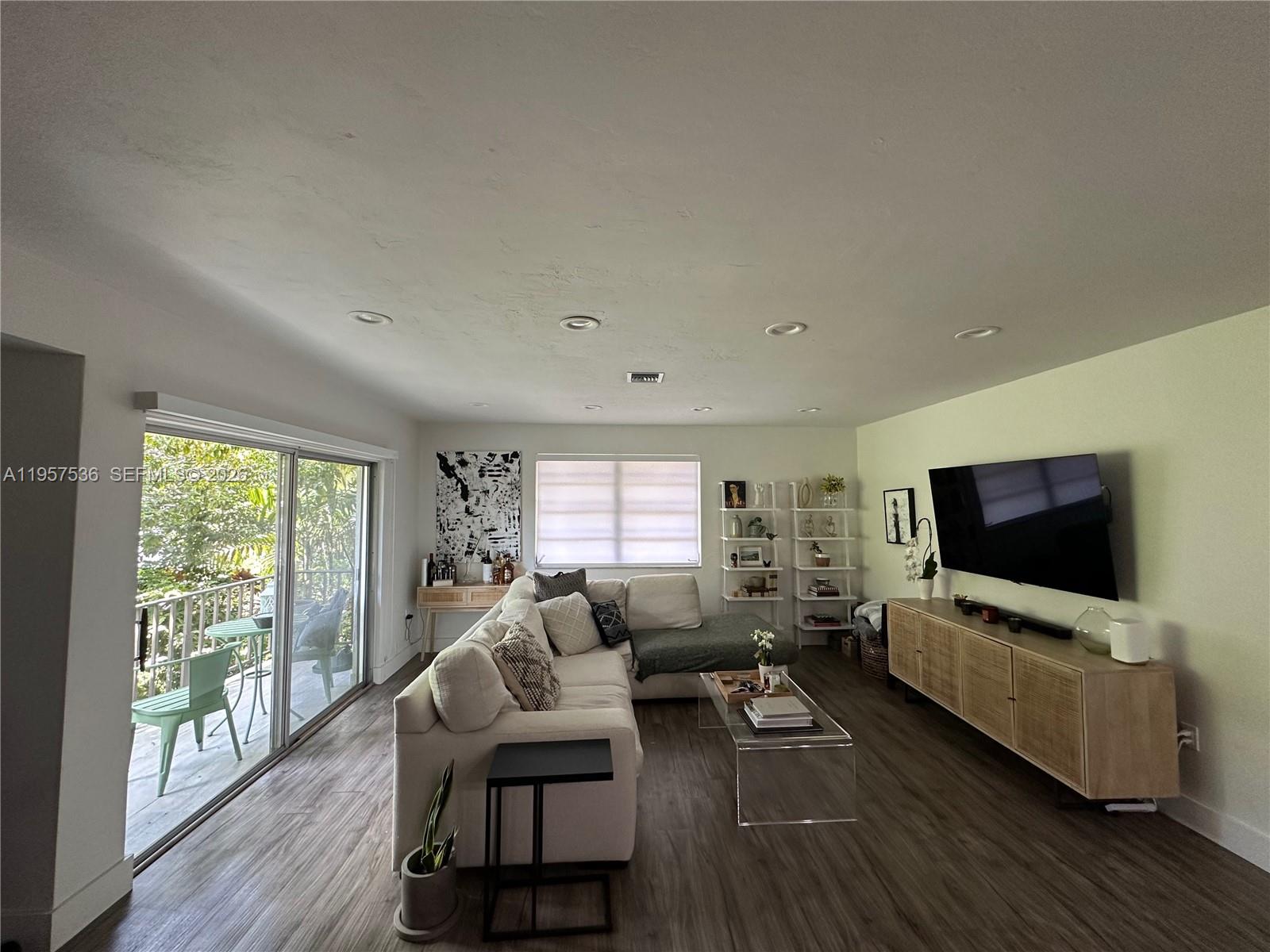 Kingston Square Condo