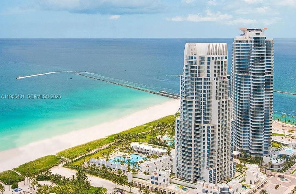Continuum On South Beach