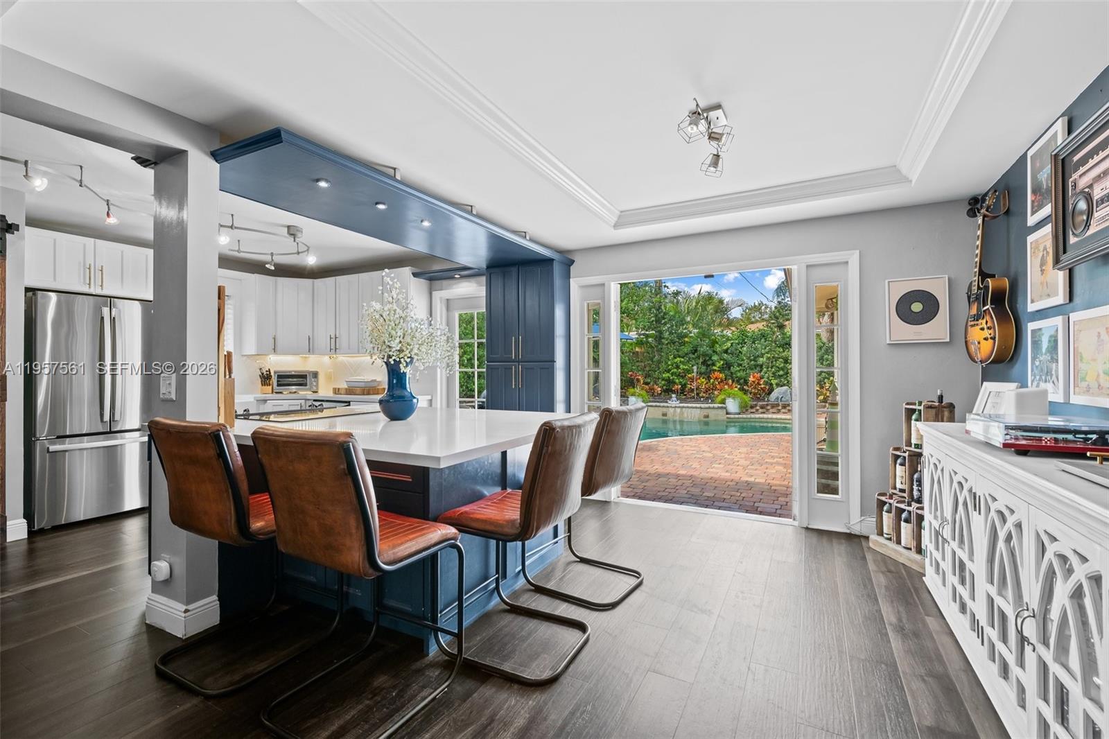 Santa Barbara Estates