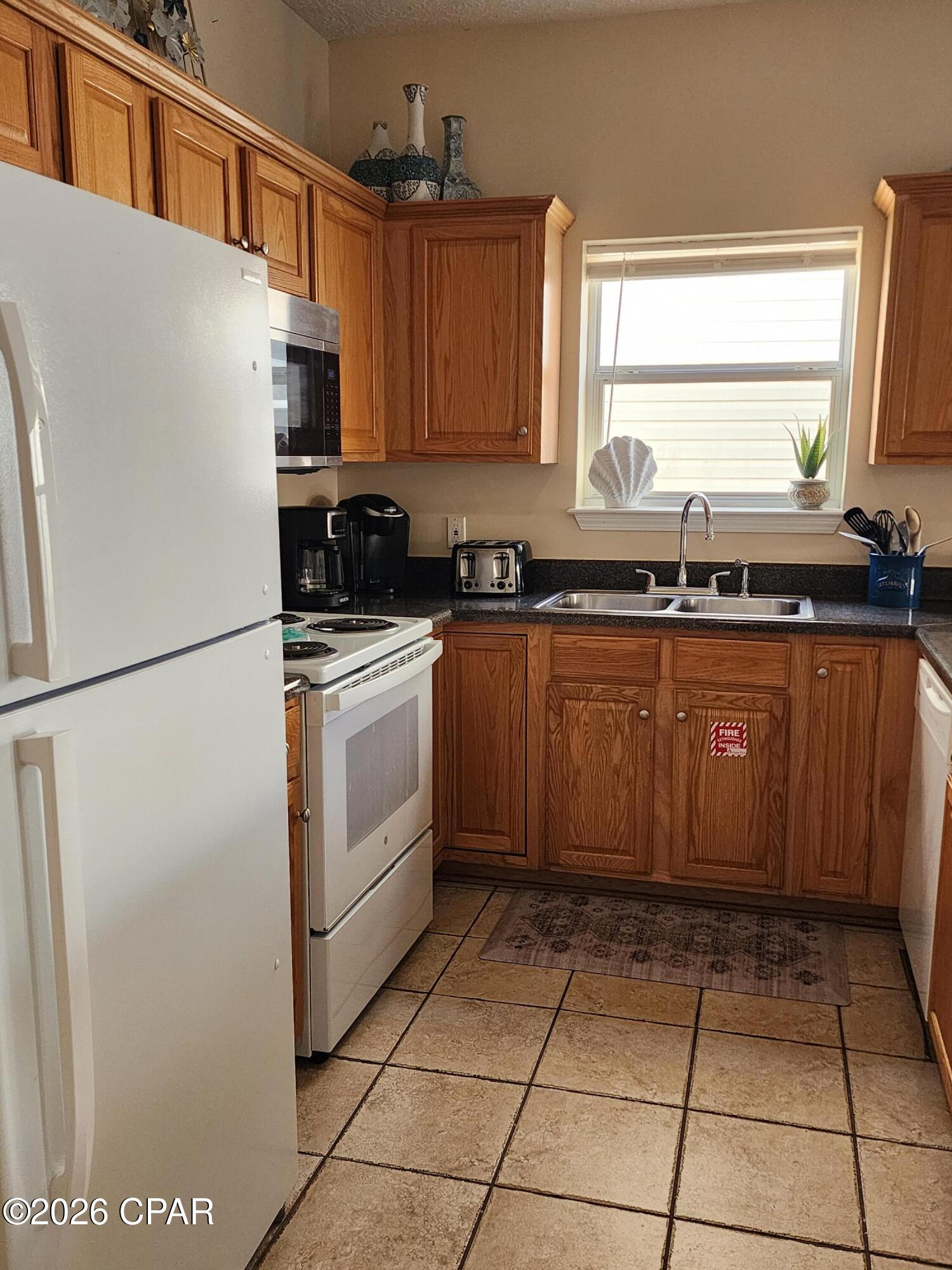 Image 17 For 11728 Seashore Lane