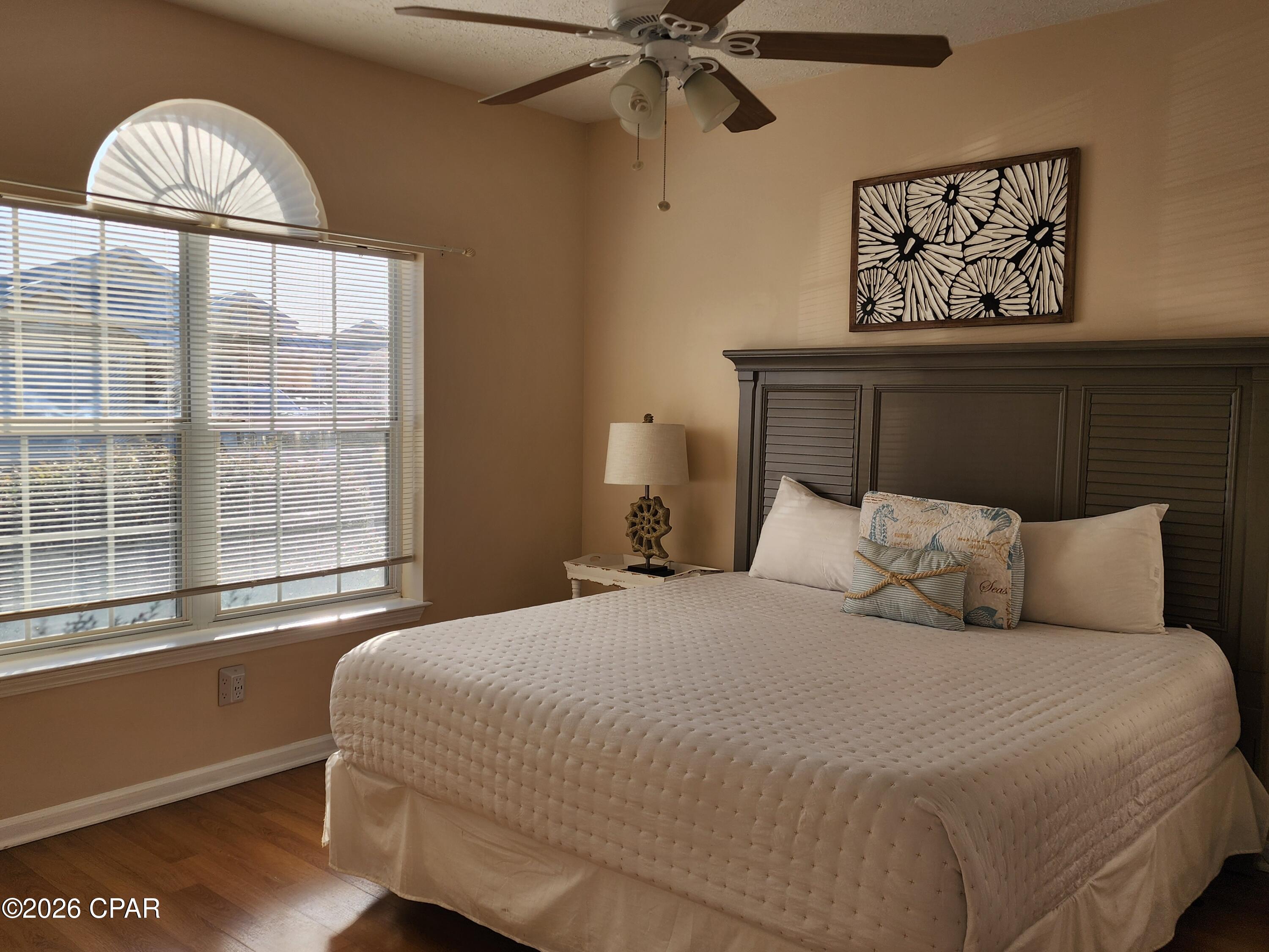 Image 7 For 11728 Seashore Lane