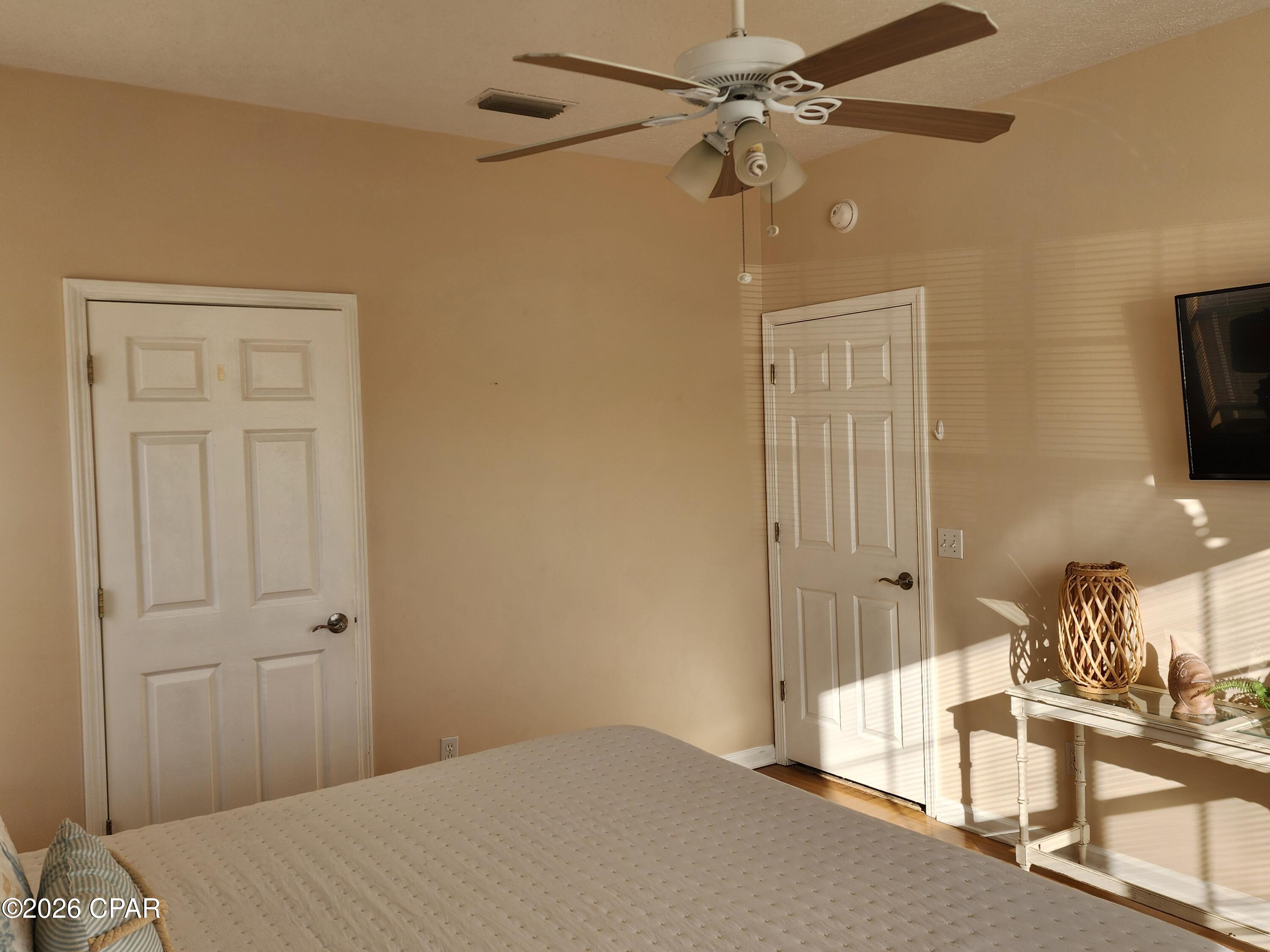 Image 9 For 11728 Seashore Lane