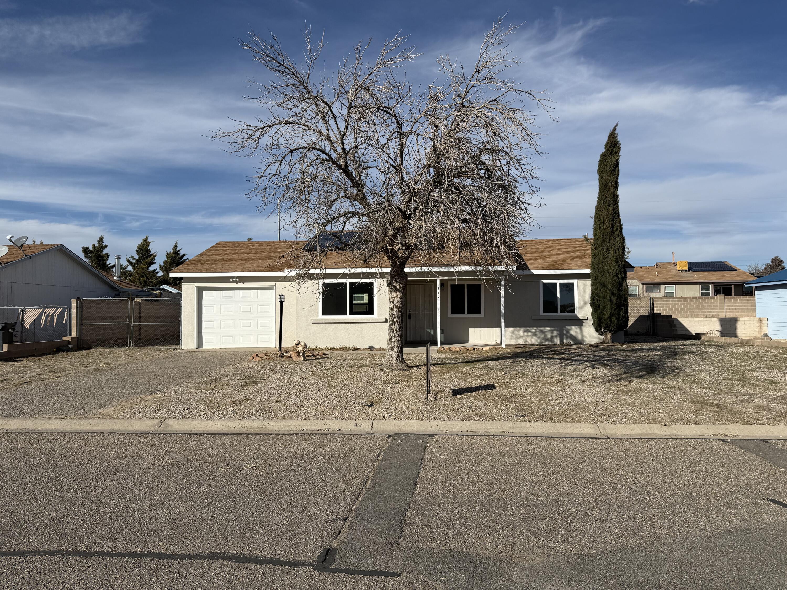 120 Marigold Drive, Rio Rancho NM 87124