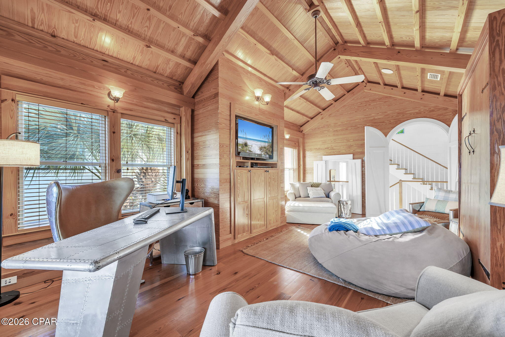 Image 35 For 207 Village Way