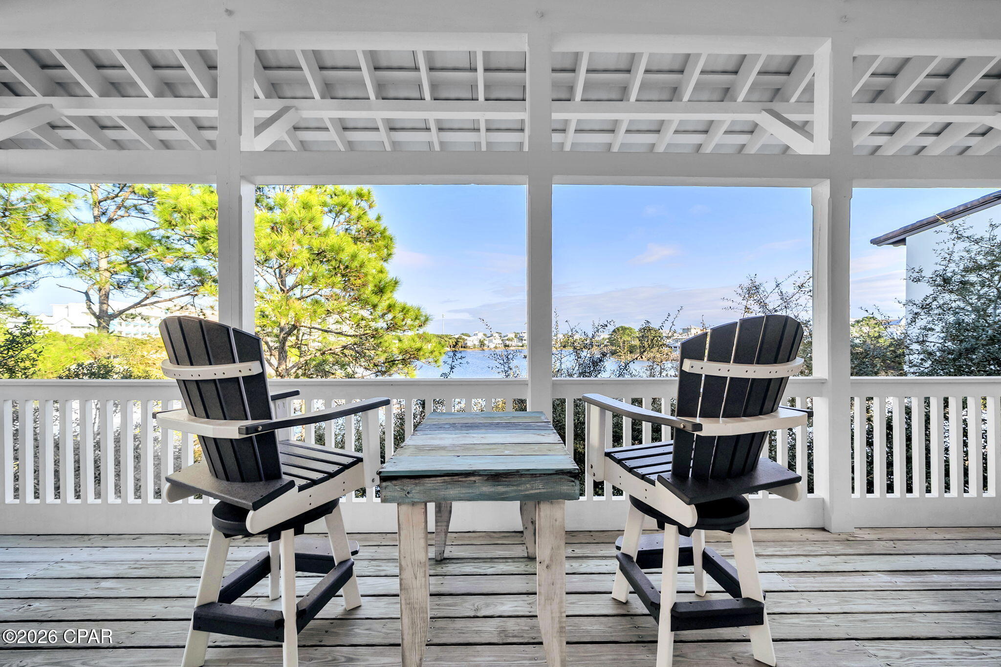 Listing photo id 38 for 207 Village Way