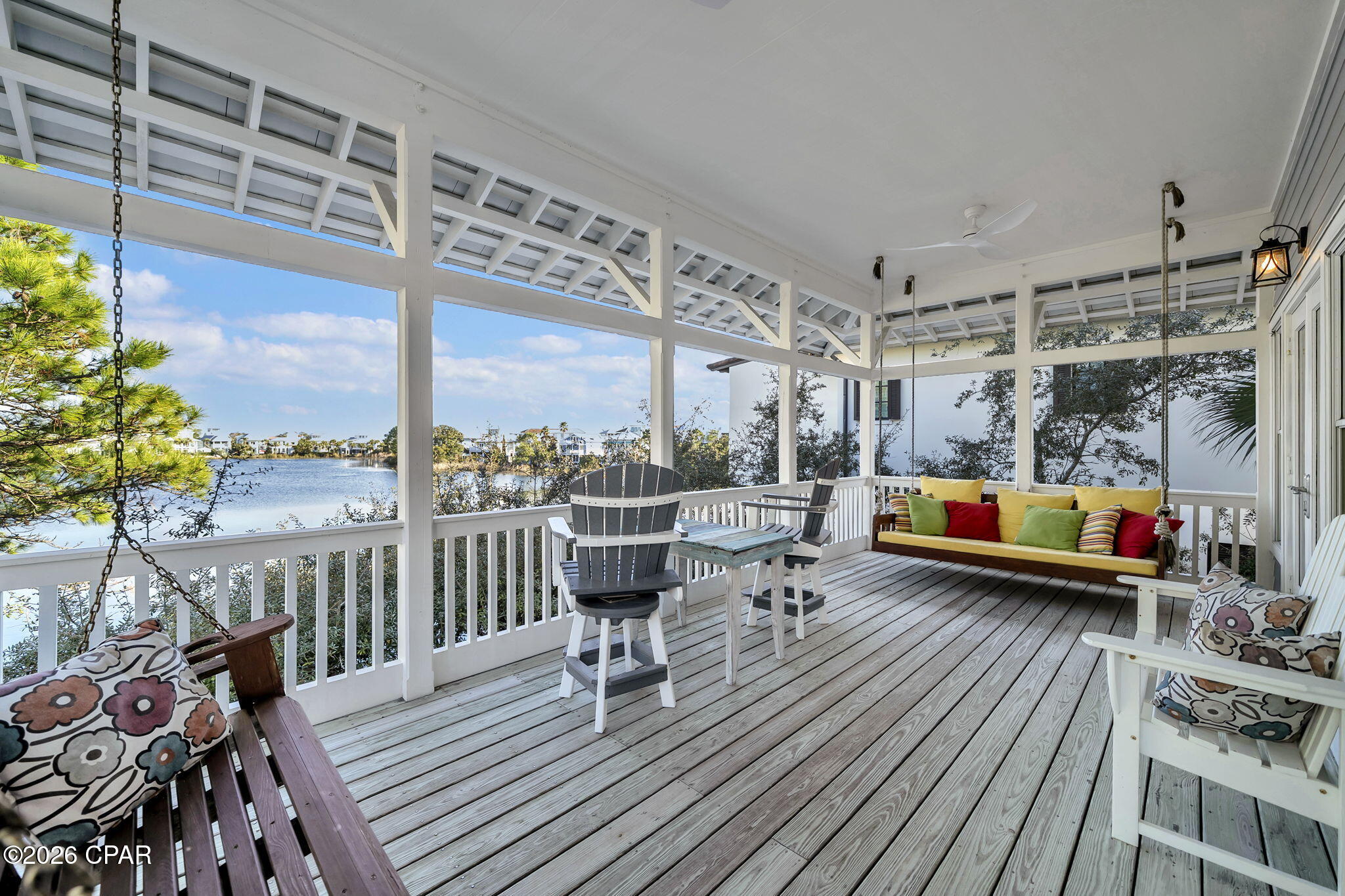 Listing photo id 39 for 207 Village Way