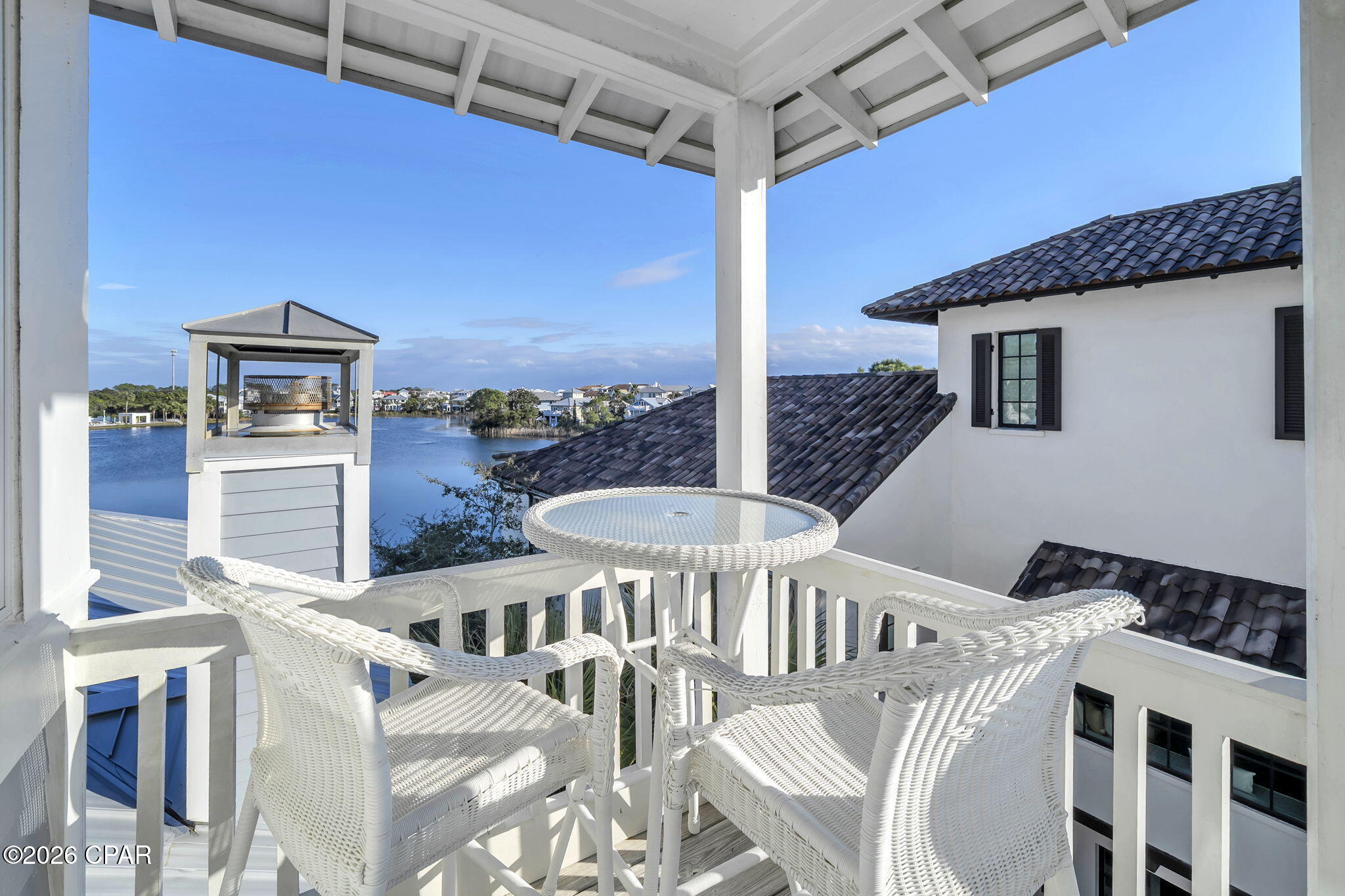 Listing photo id 53 for 207 Village Way