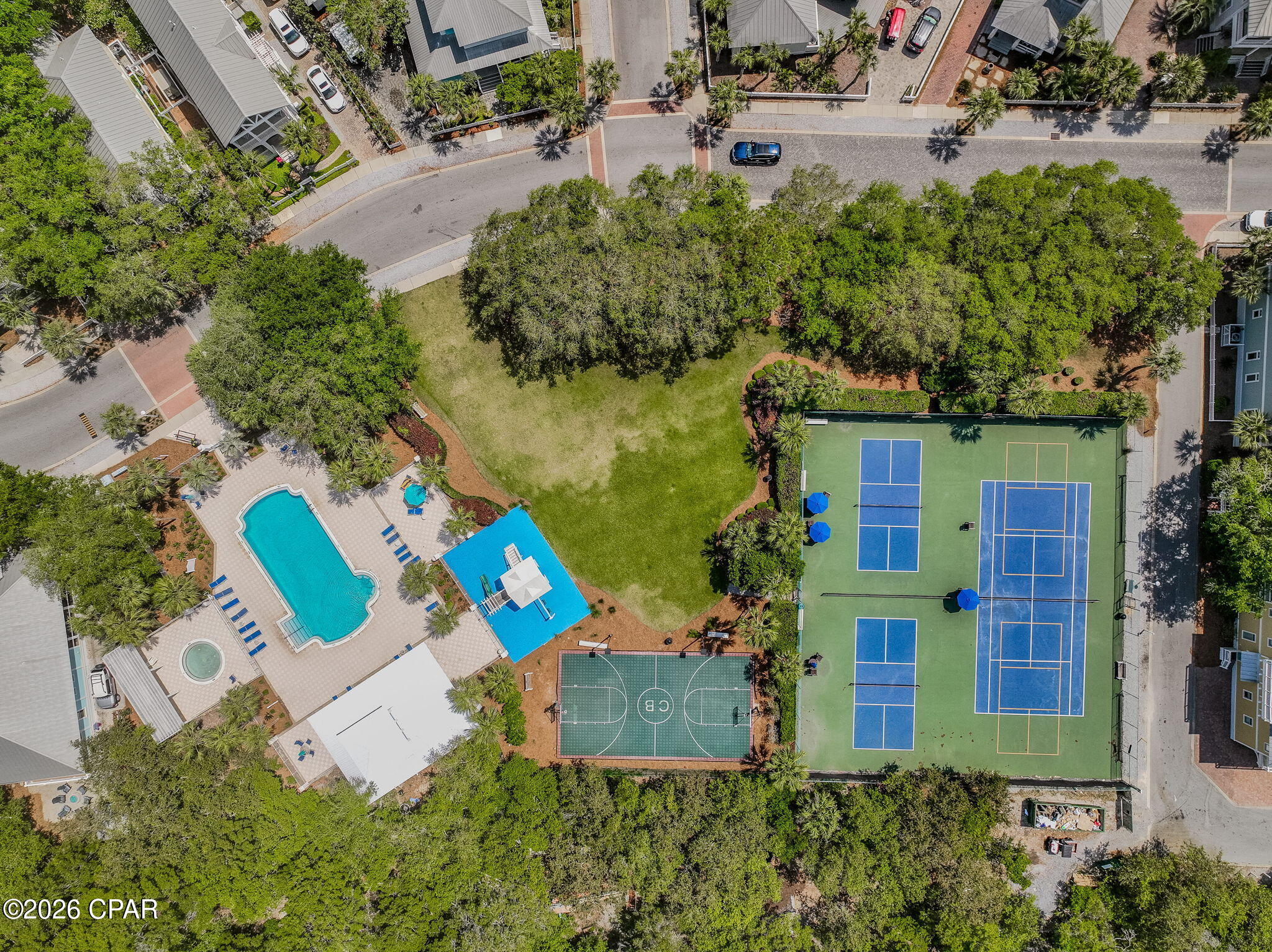 Listing photo id 61 for 207 Village Way