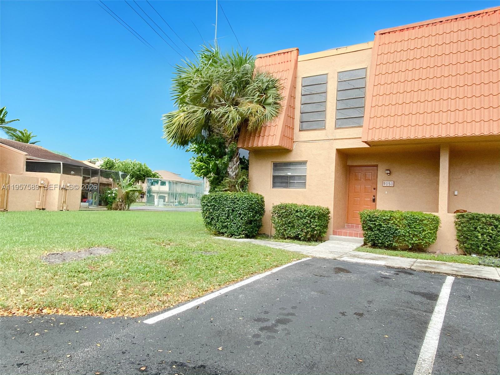 Westview Condominium No T