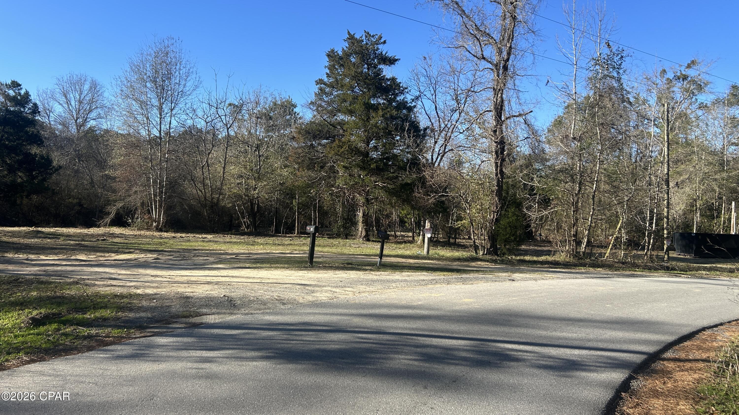 Homes for sale in Ponce De Leon, FL | 660 White Creek Rd, Ponce De Leon, FL 32455 | MLS# 784582