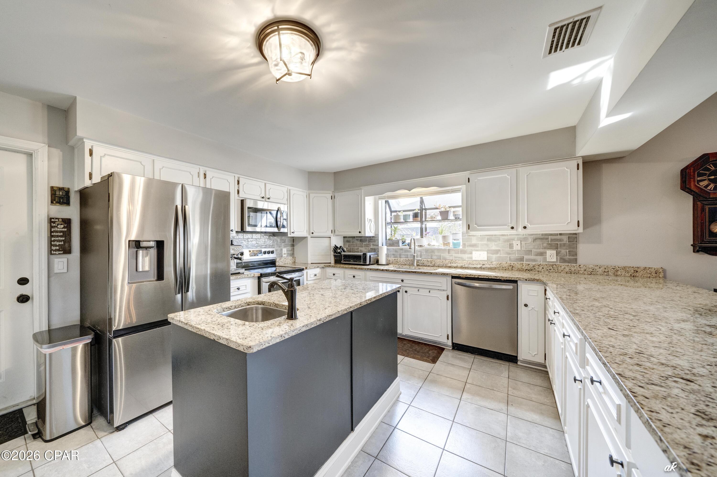 Image 15 For 707 Plantation Circle